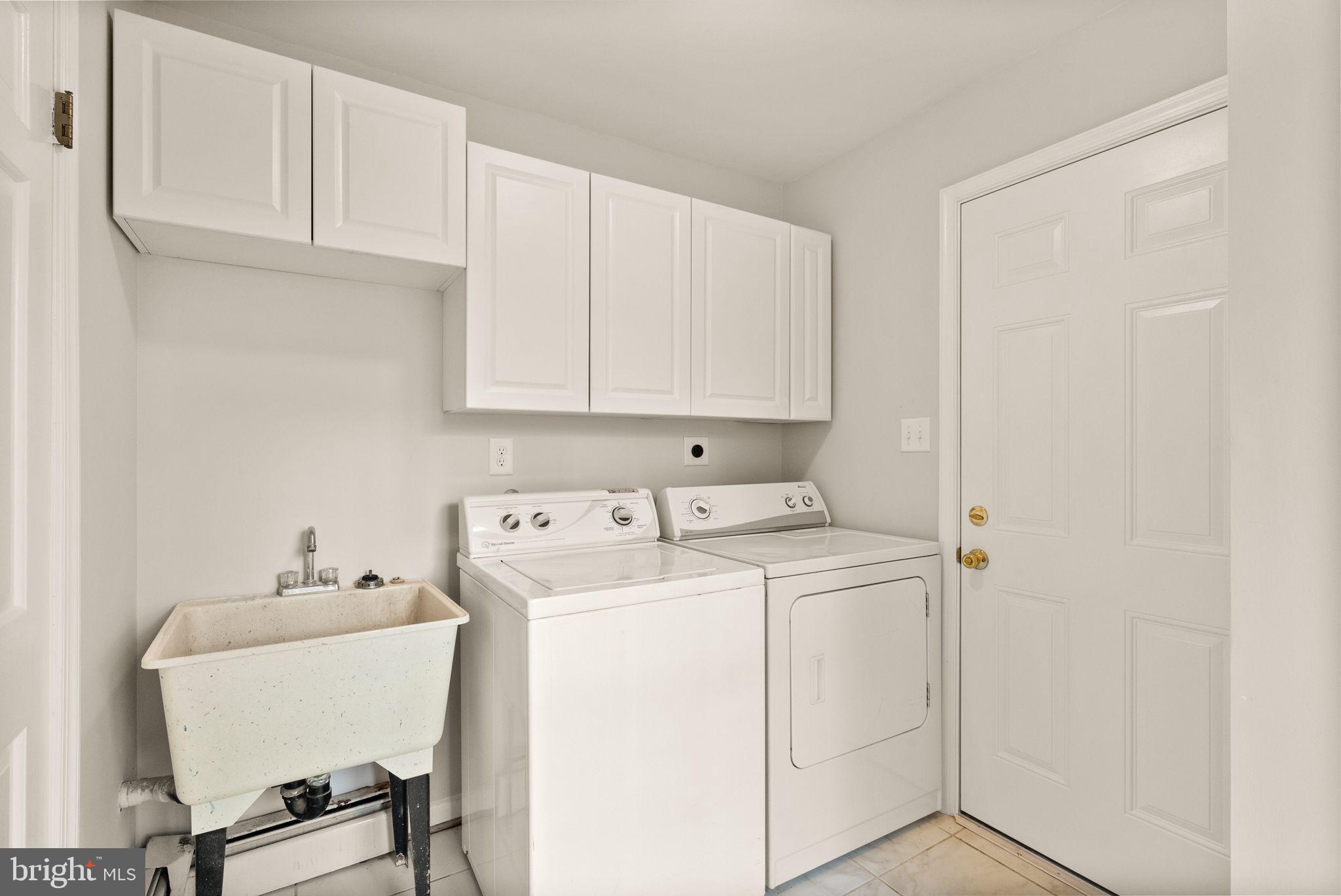 GREENWICH WOODS - Residential