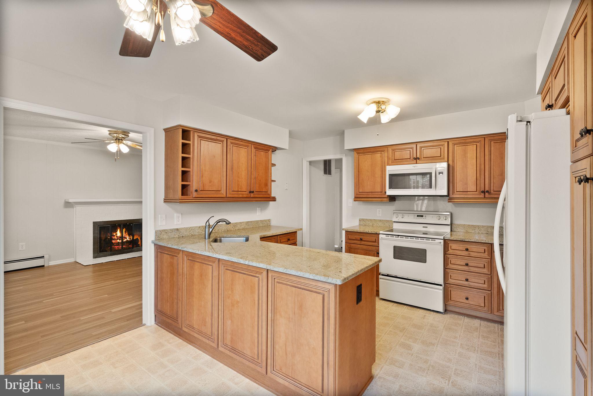 GREENWICH WOODS - Residential