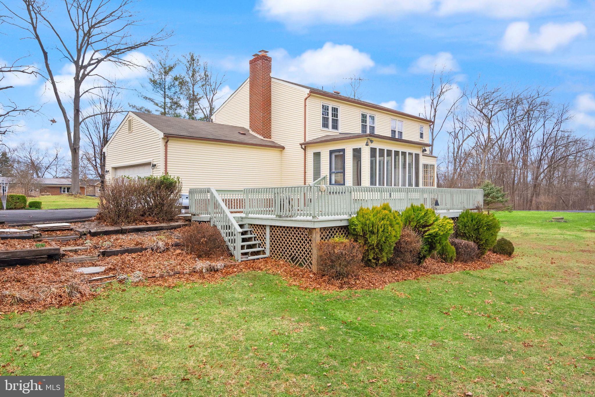 GREENWICH WOODS - Residential