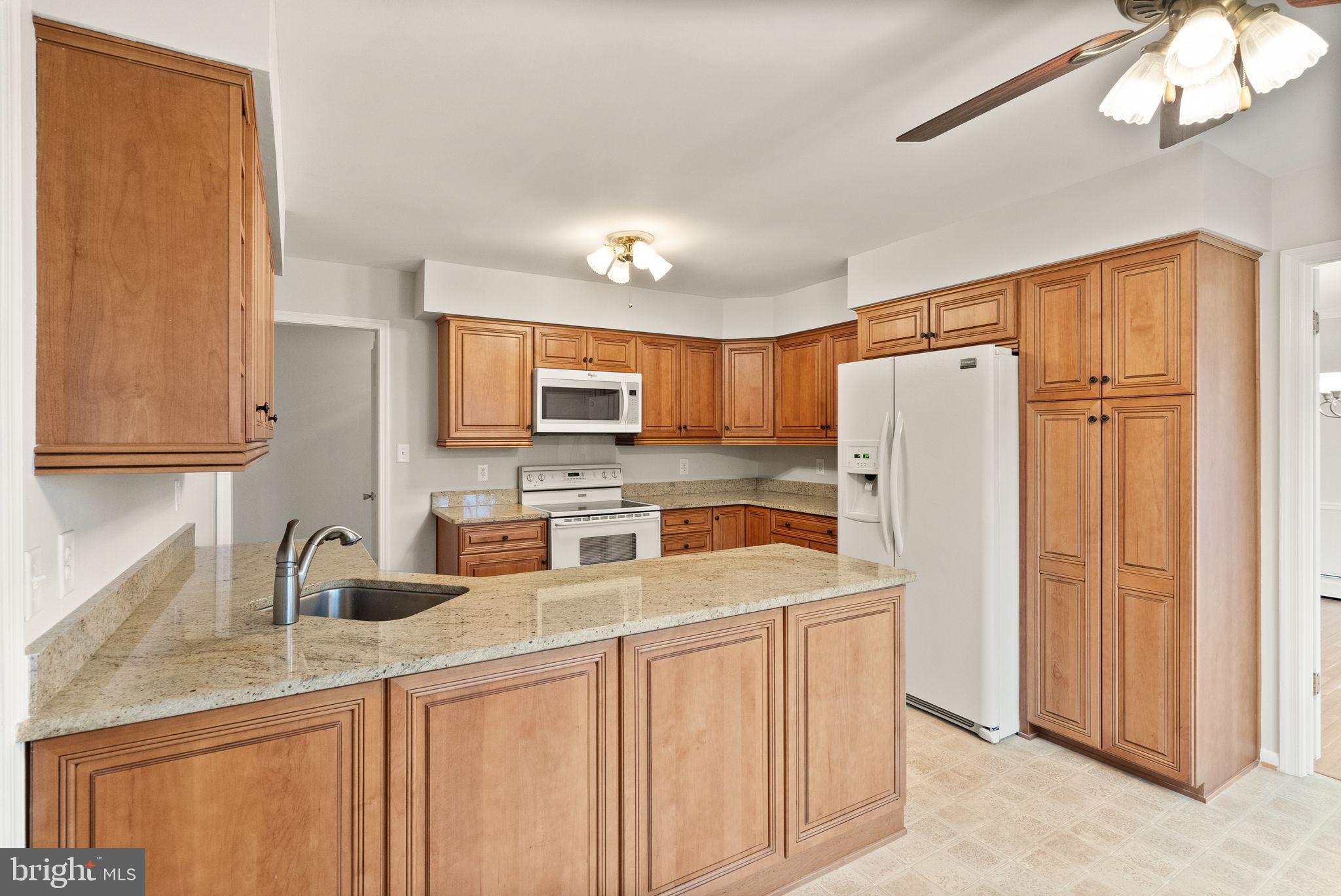 GREENWICH WOODS - Residential