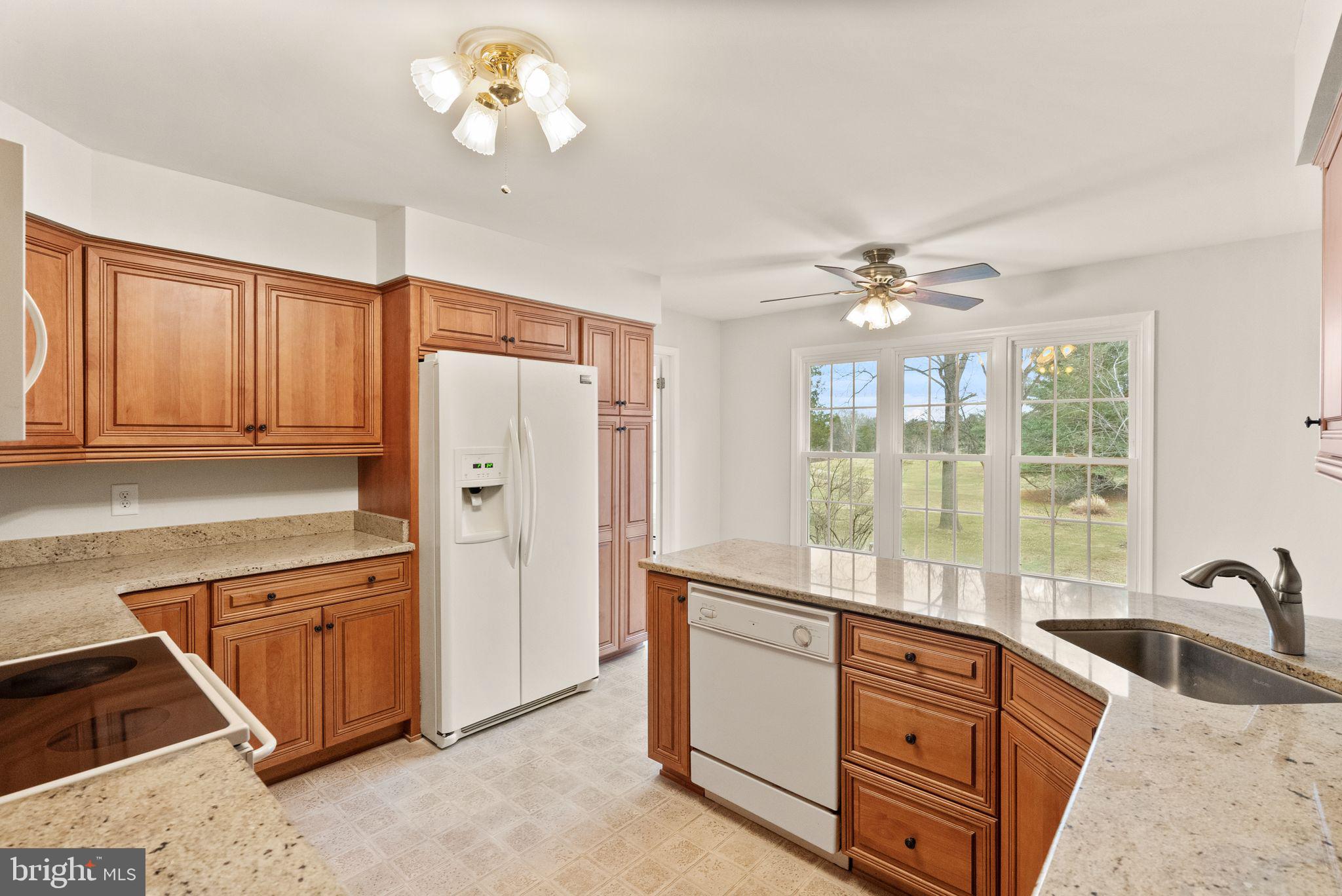 GREENWICH WOODS - Residential