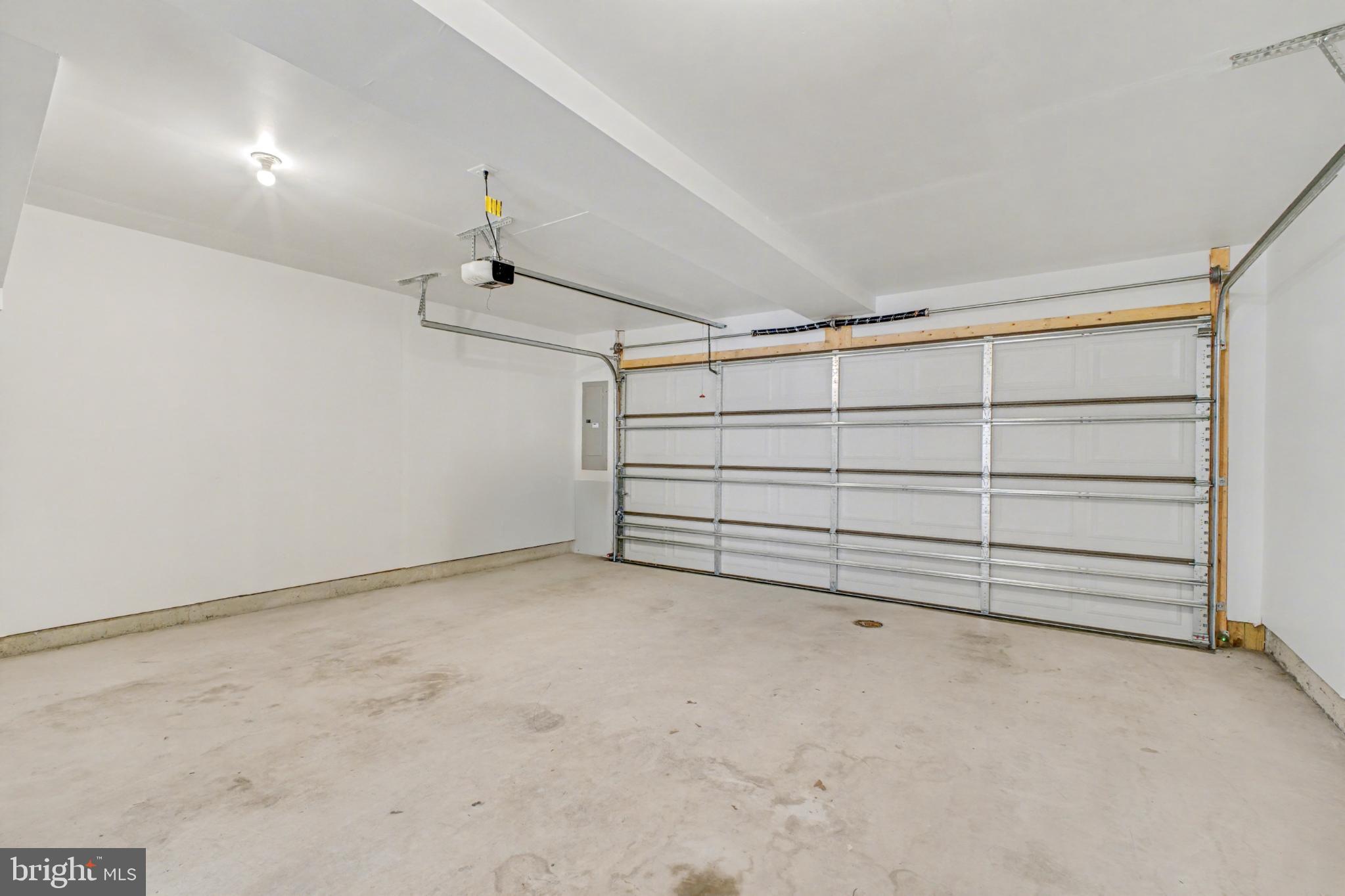 FREDERICKSBURG CITY - Residential Lease