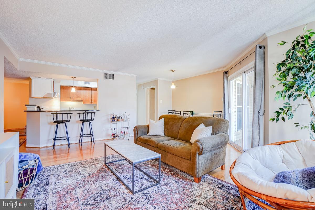 FOUNTAINS AT MCLEAN - Residential Lease