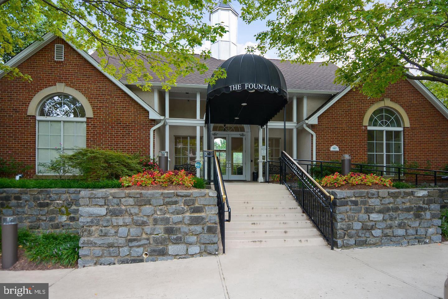 FOUNTAINS AT MCLEAN - Residential Lease