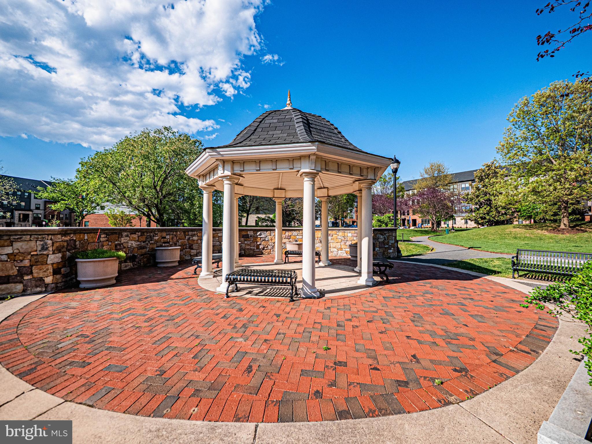 ELLIPSE AT WESTFIELDS - Residential