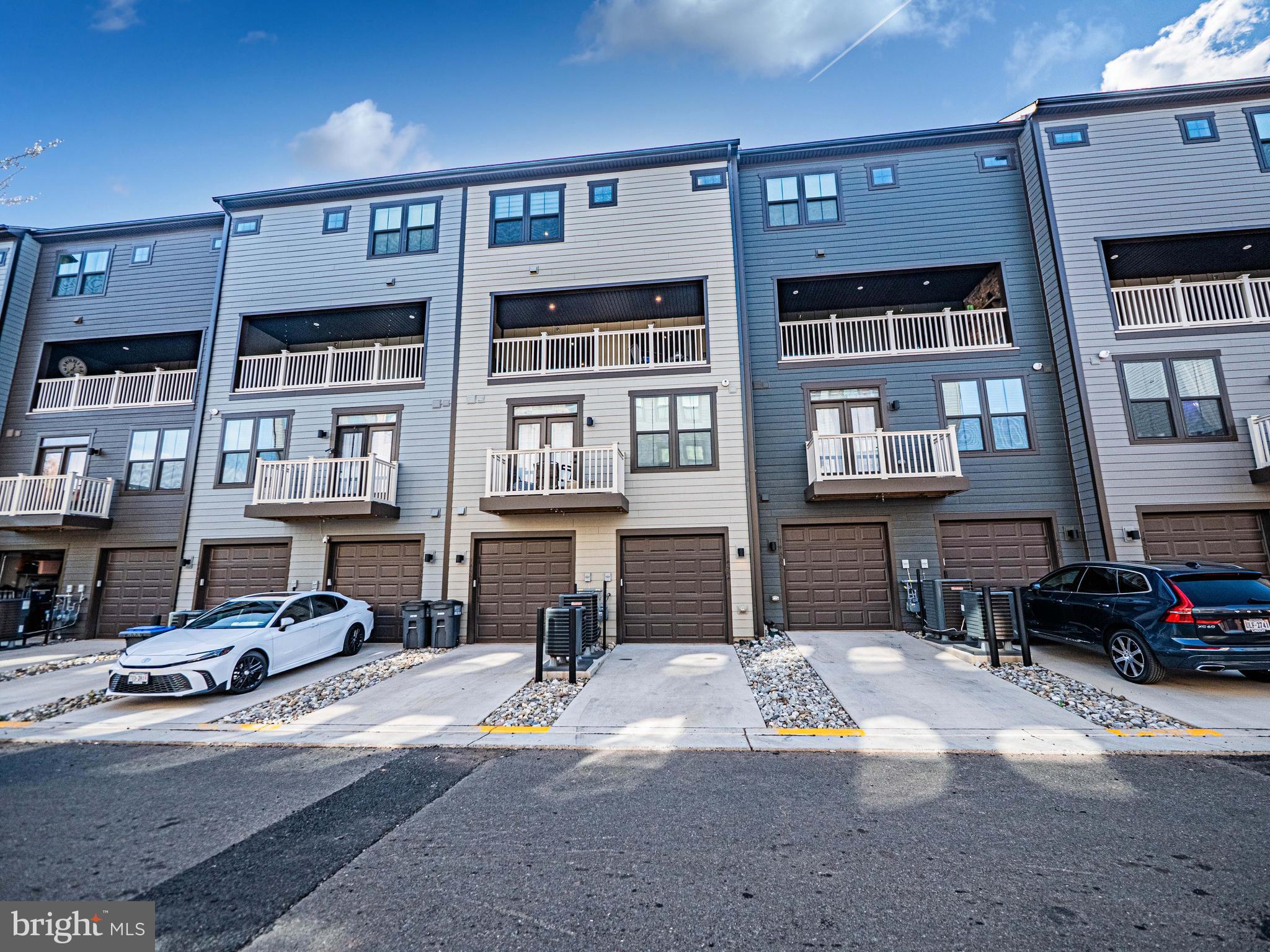 ELLIPSE AT WESTFIELDS - Residential