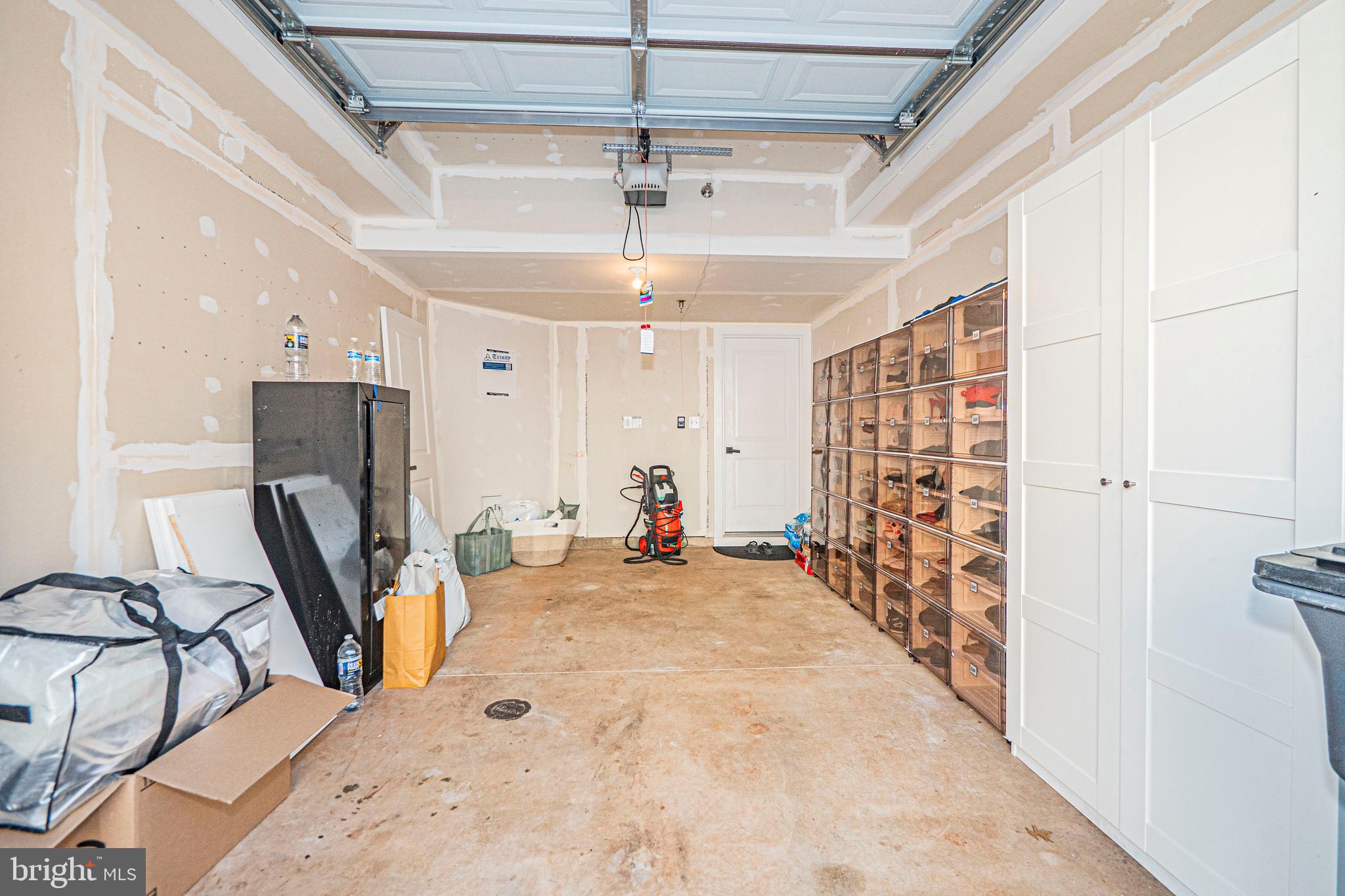 ELLIPSE AT WESTFIELDS - Residential