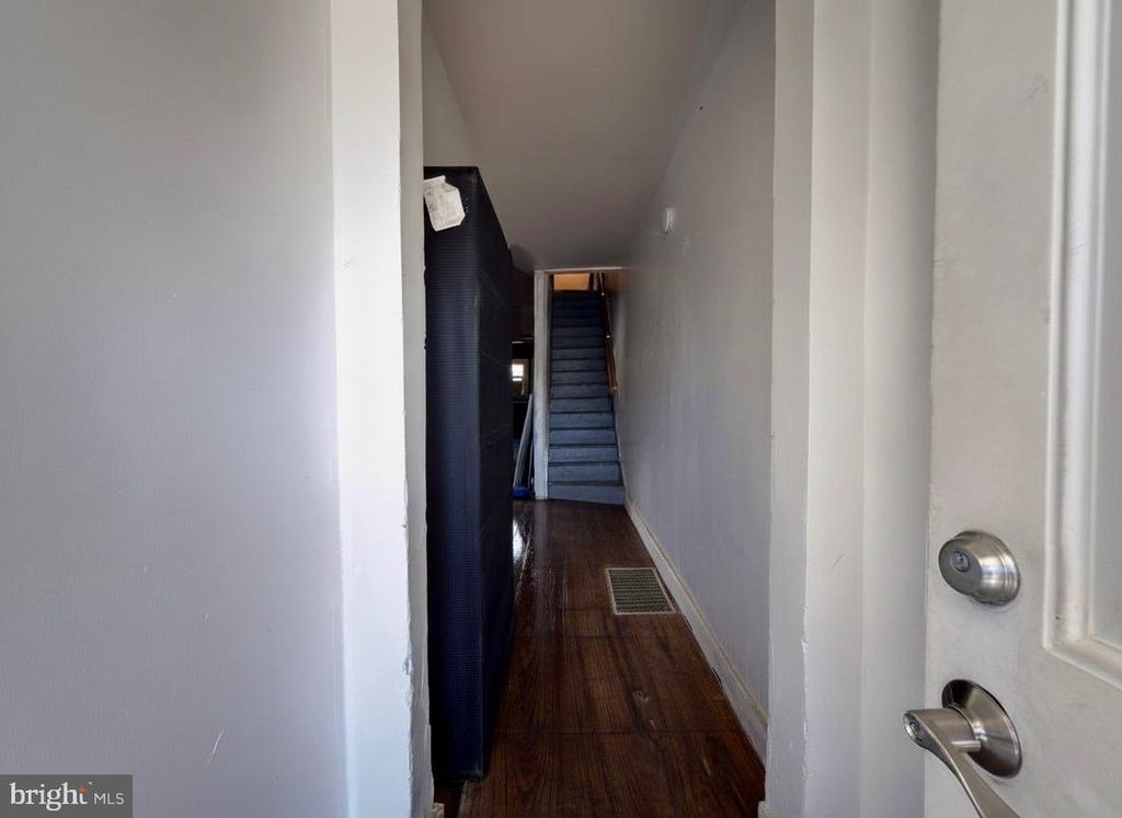 Photo of 721 Jessop Place, YORK, PA 17401 (MLS # PAYK2091098)
