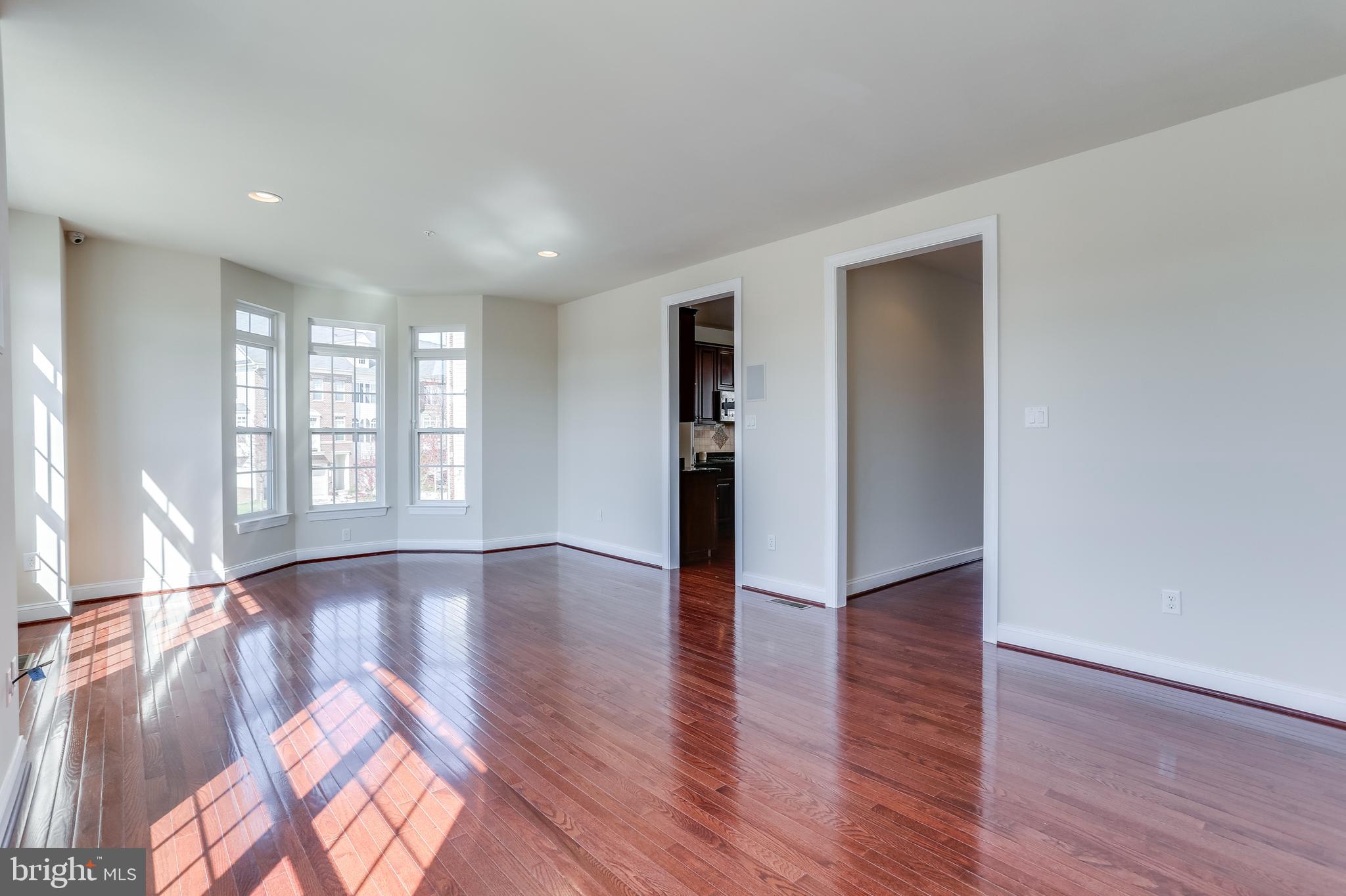 EMERSON - Residential