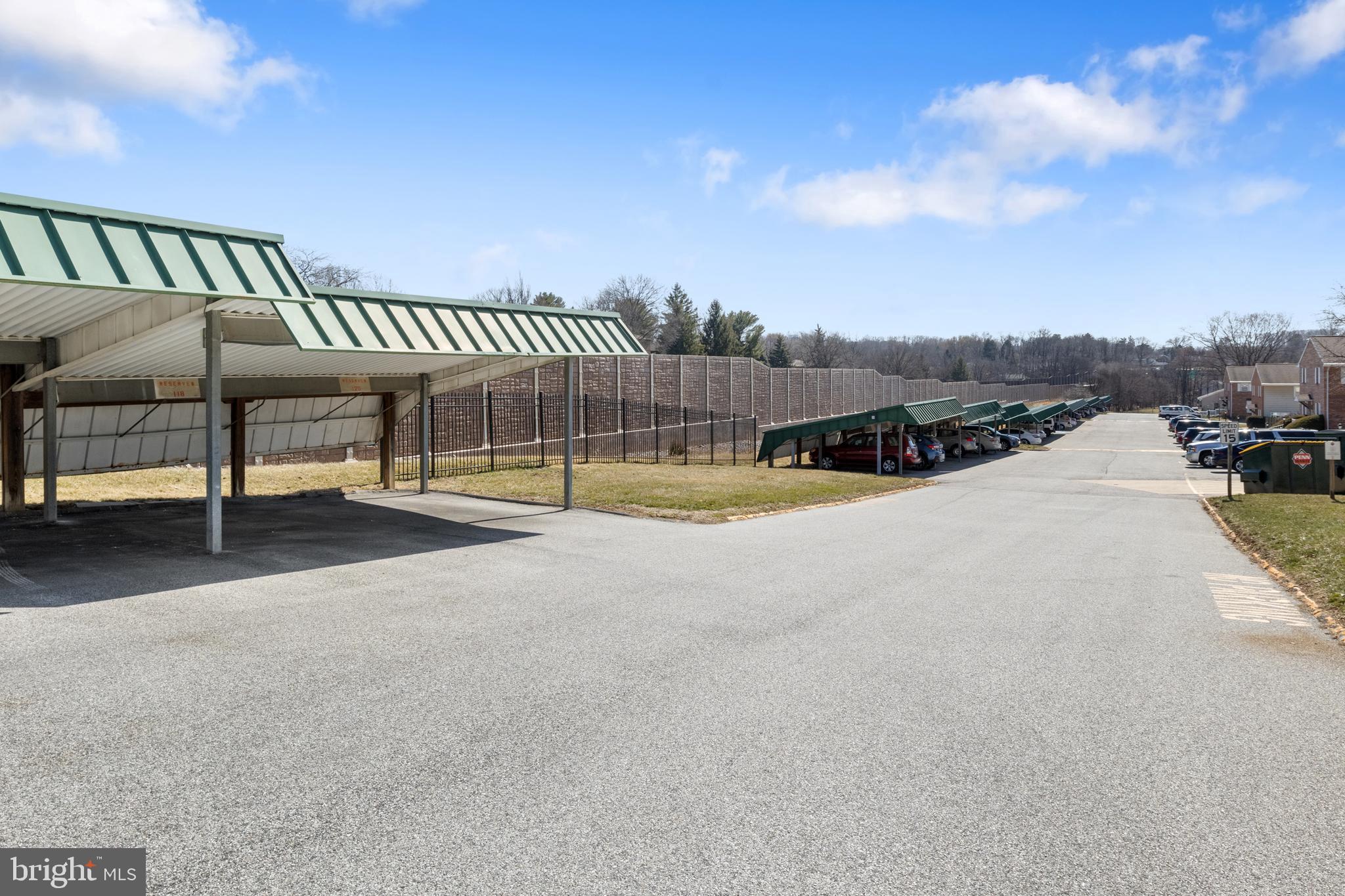 FOX RUN CONDOS - Residential