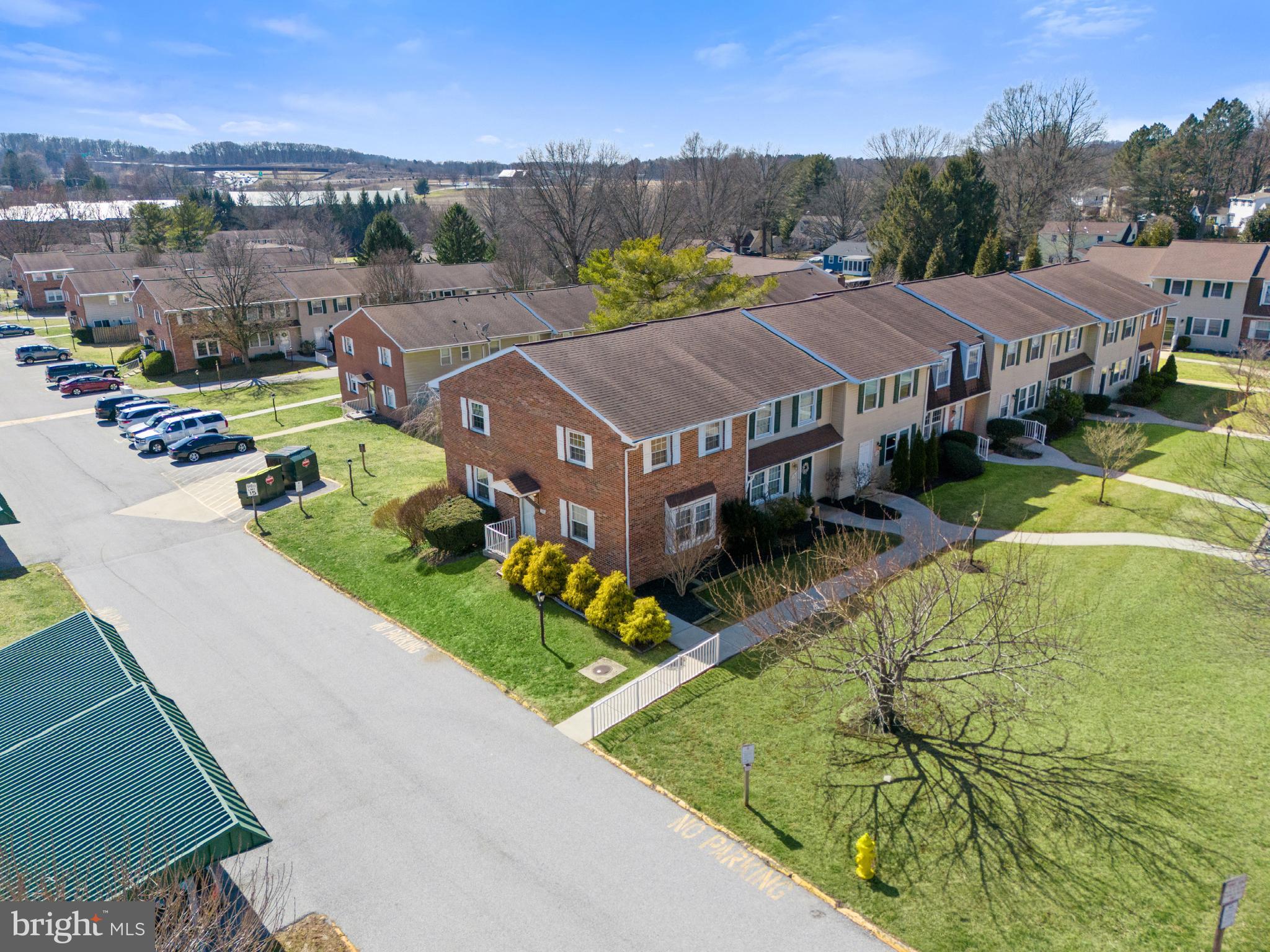 FOX RUN CONDOS - Residential