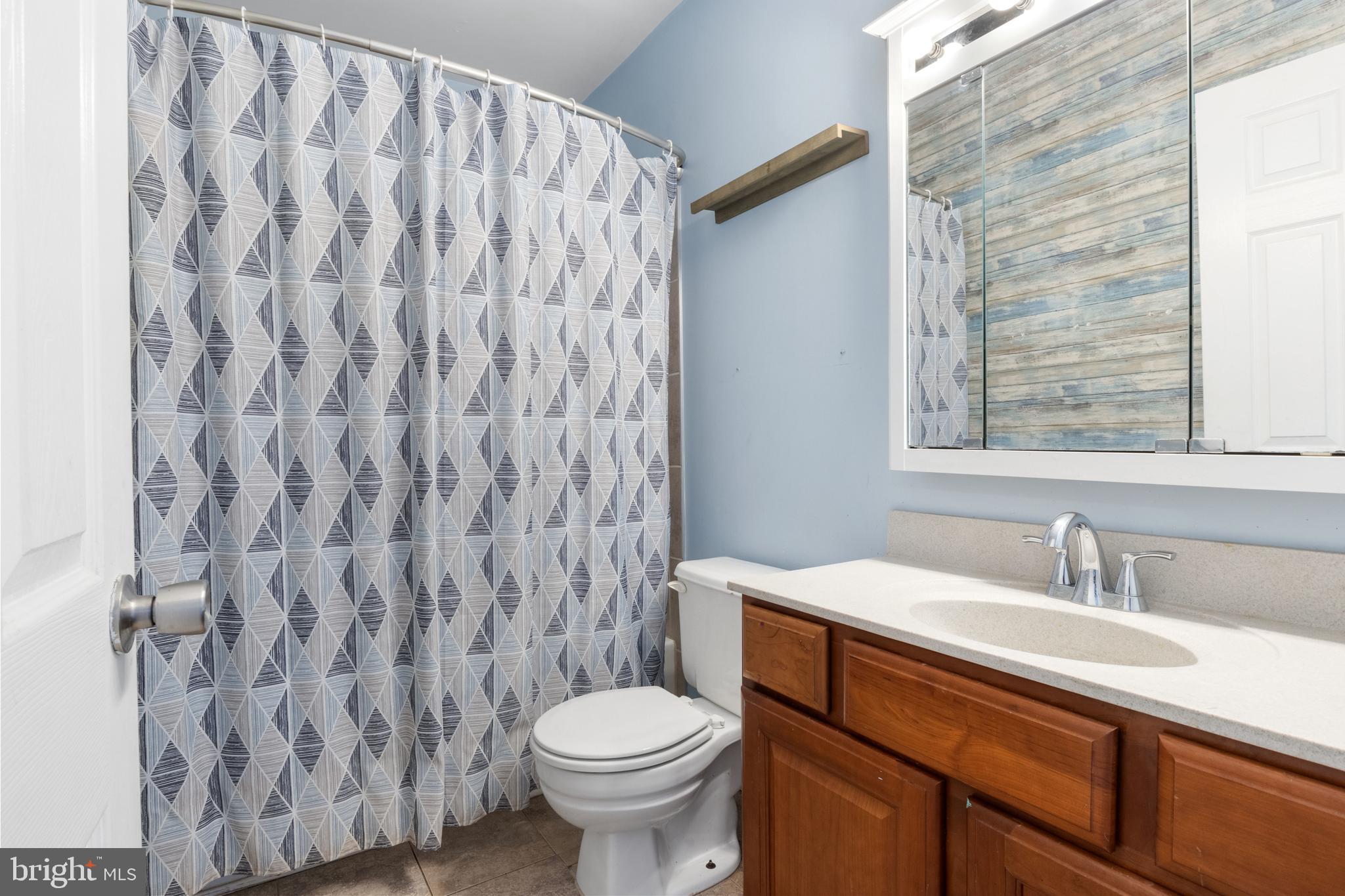 FOX RUN CONDOS - Residential