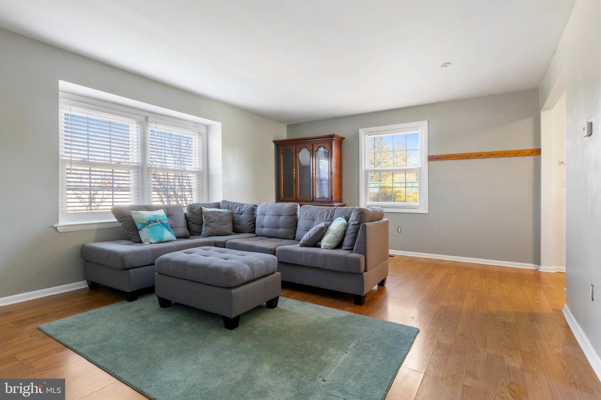 FOX RUN CONDOS - Residential