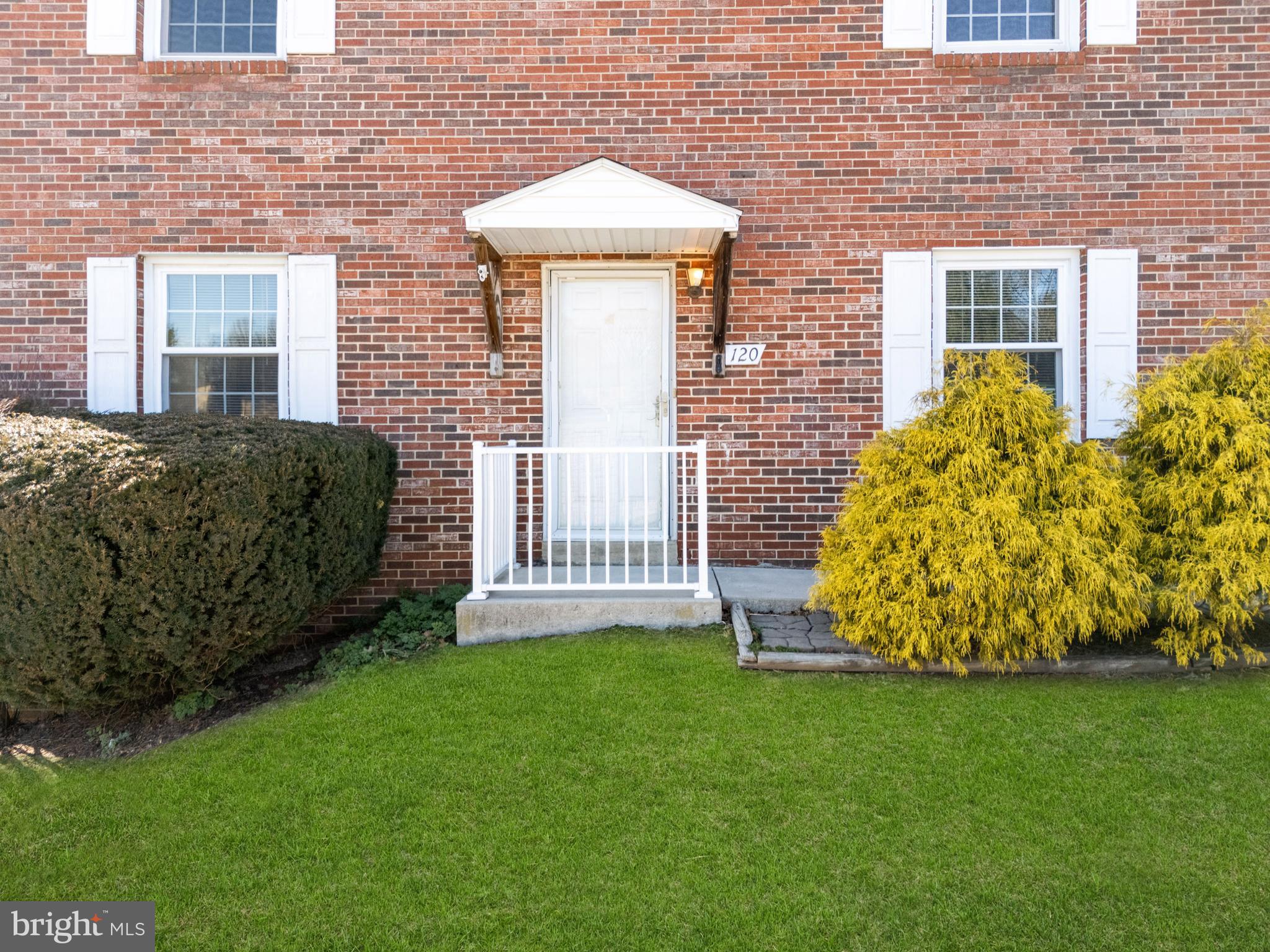 FOX RUN CONDOS - Residential