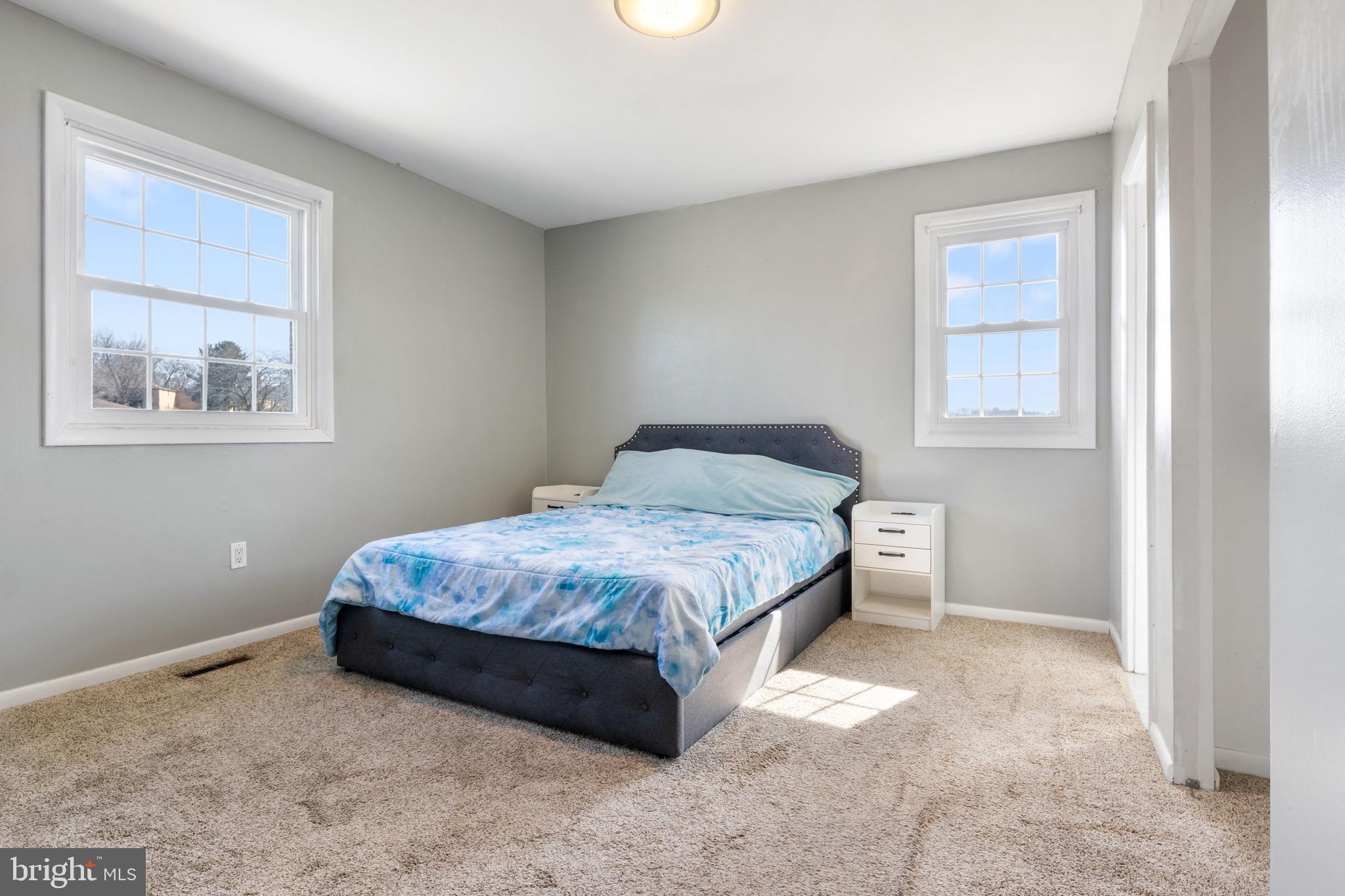 FOX RUN CONDOS - Residential