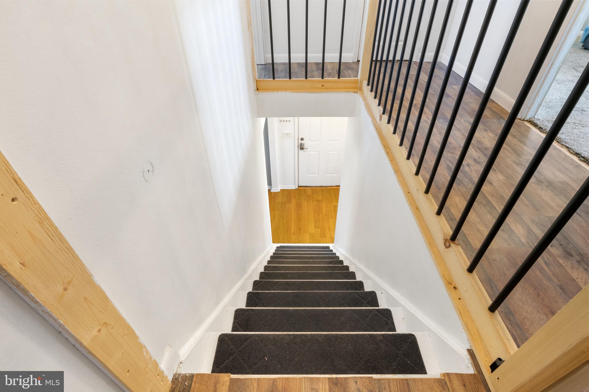 FOX RUN CONDOS - Residential