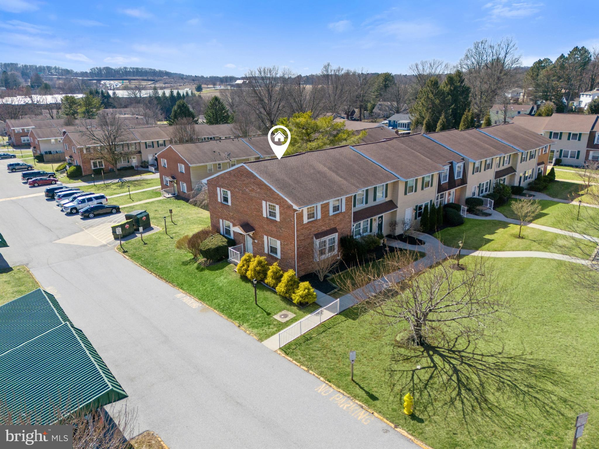 FOX RUN CONDOS - Residential