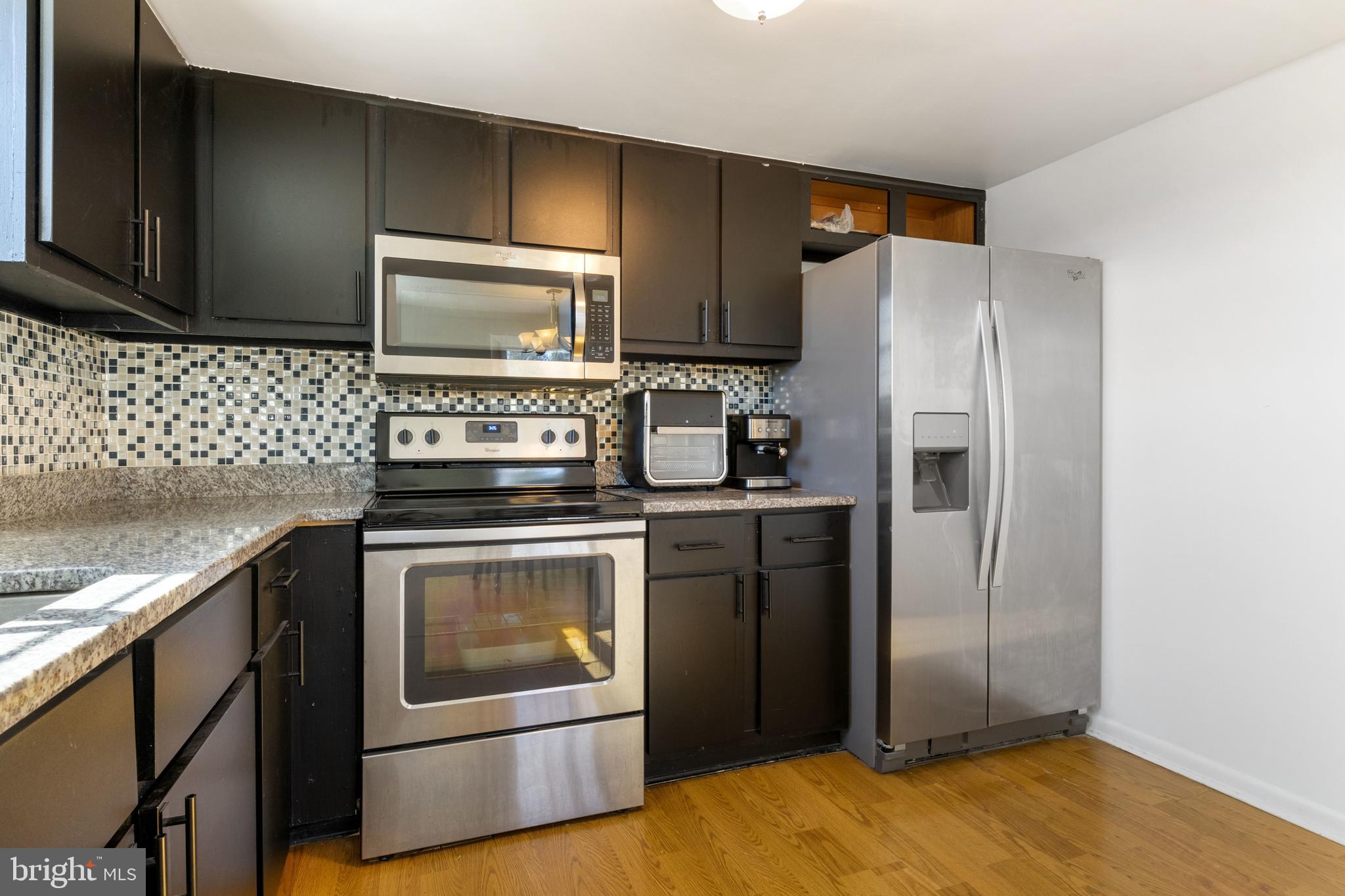 FOX RUN CONDOS - Residential