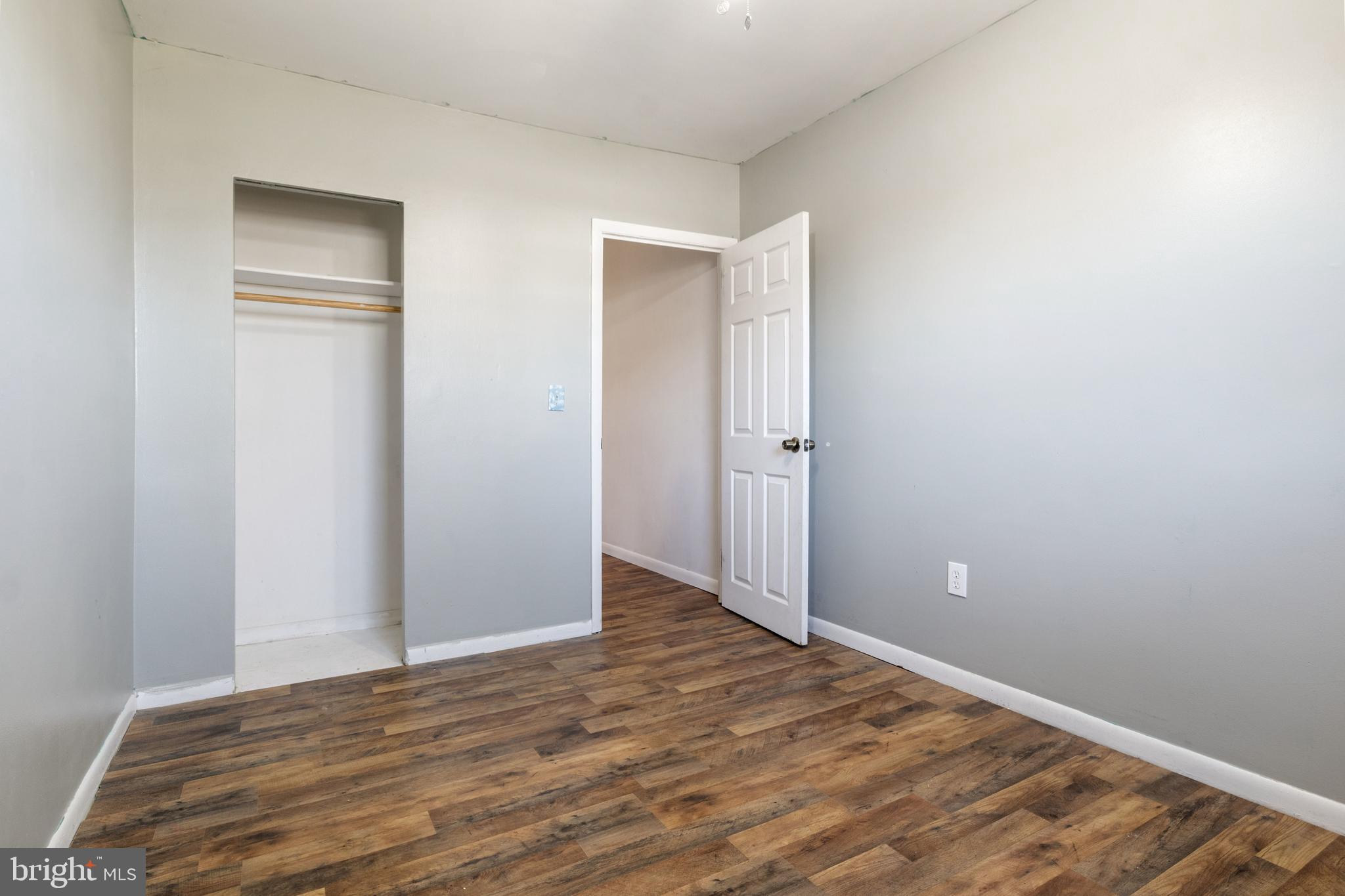 FOX RUN CONDOS - Residential