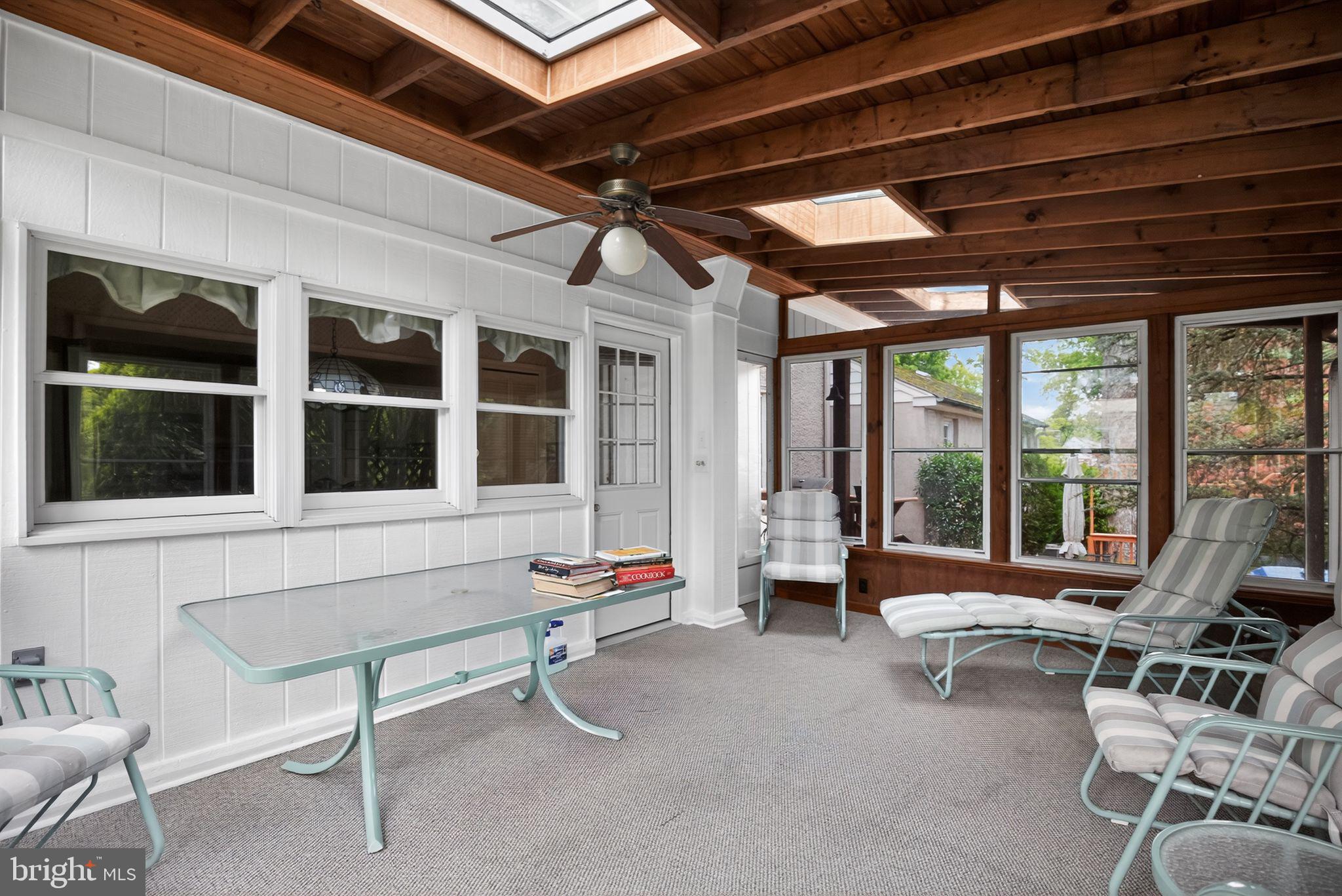 EAST ORELAND - Residential