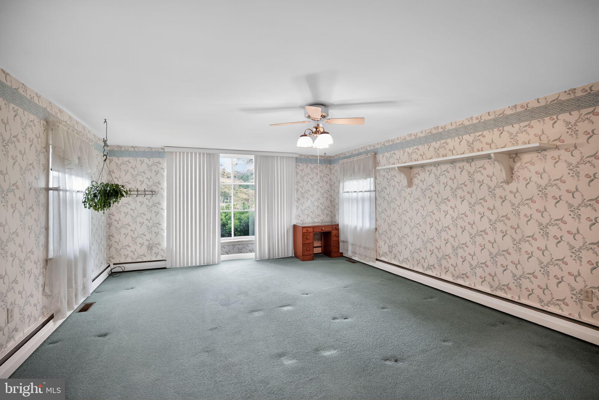 EAST ORELAND - Residential