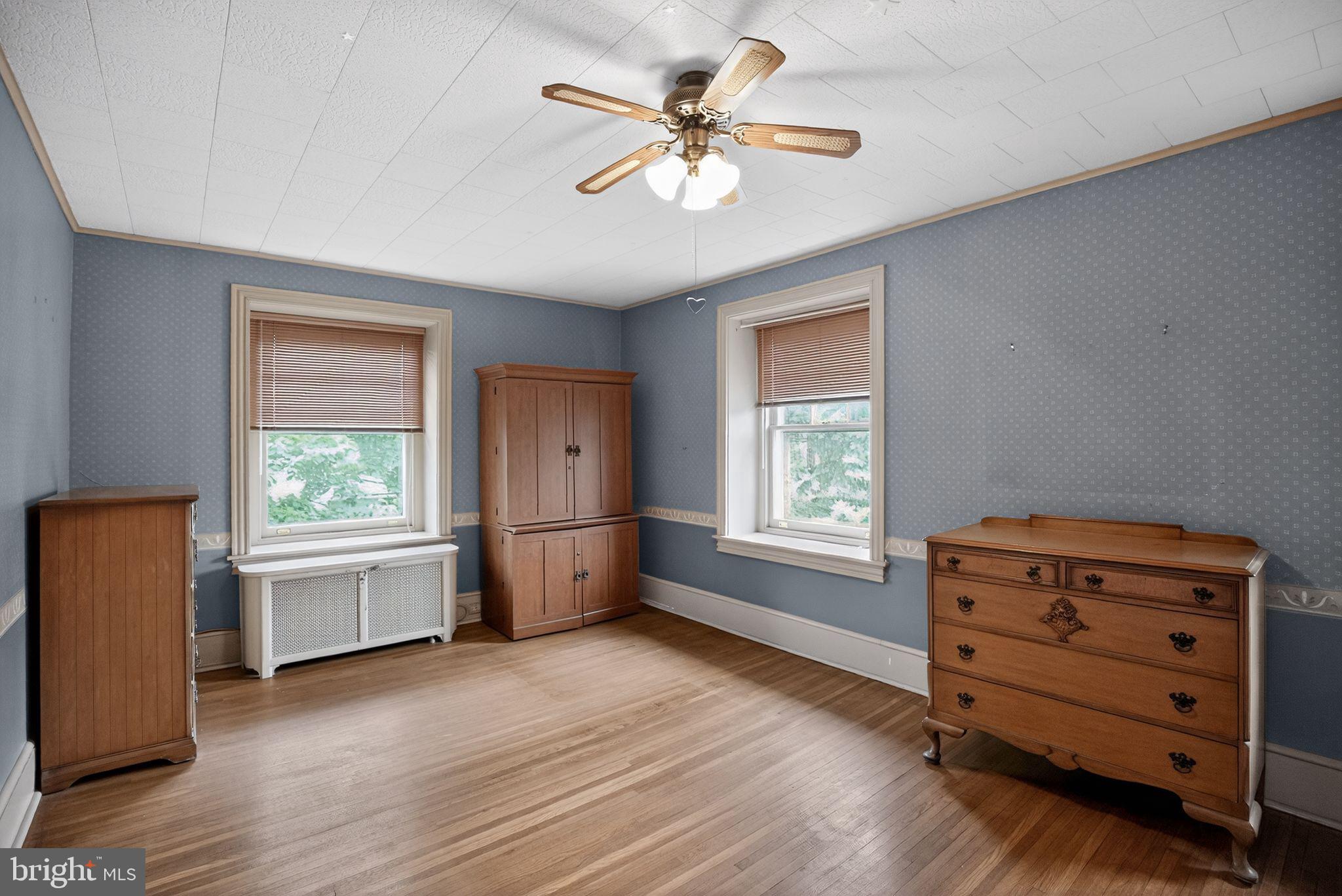 EAST ORELAND - Residential