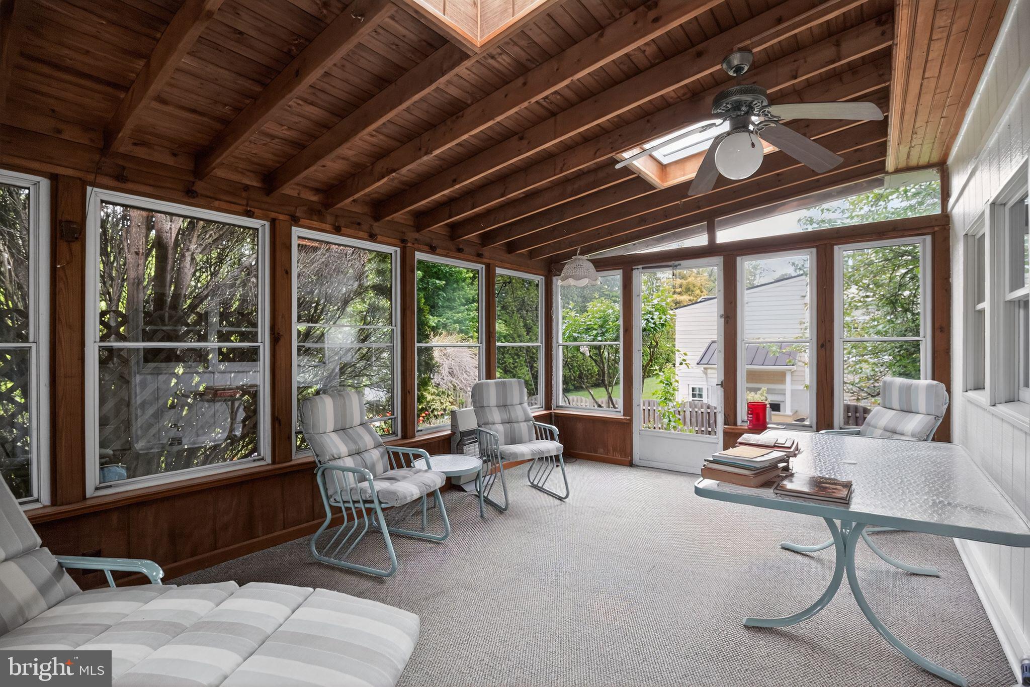 EAST ORELAND - Residential
