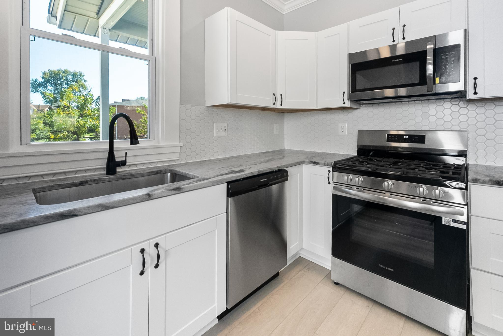 WALTHERSON - Residential