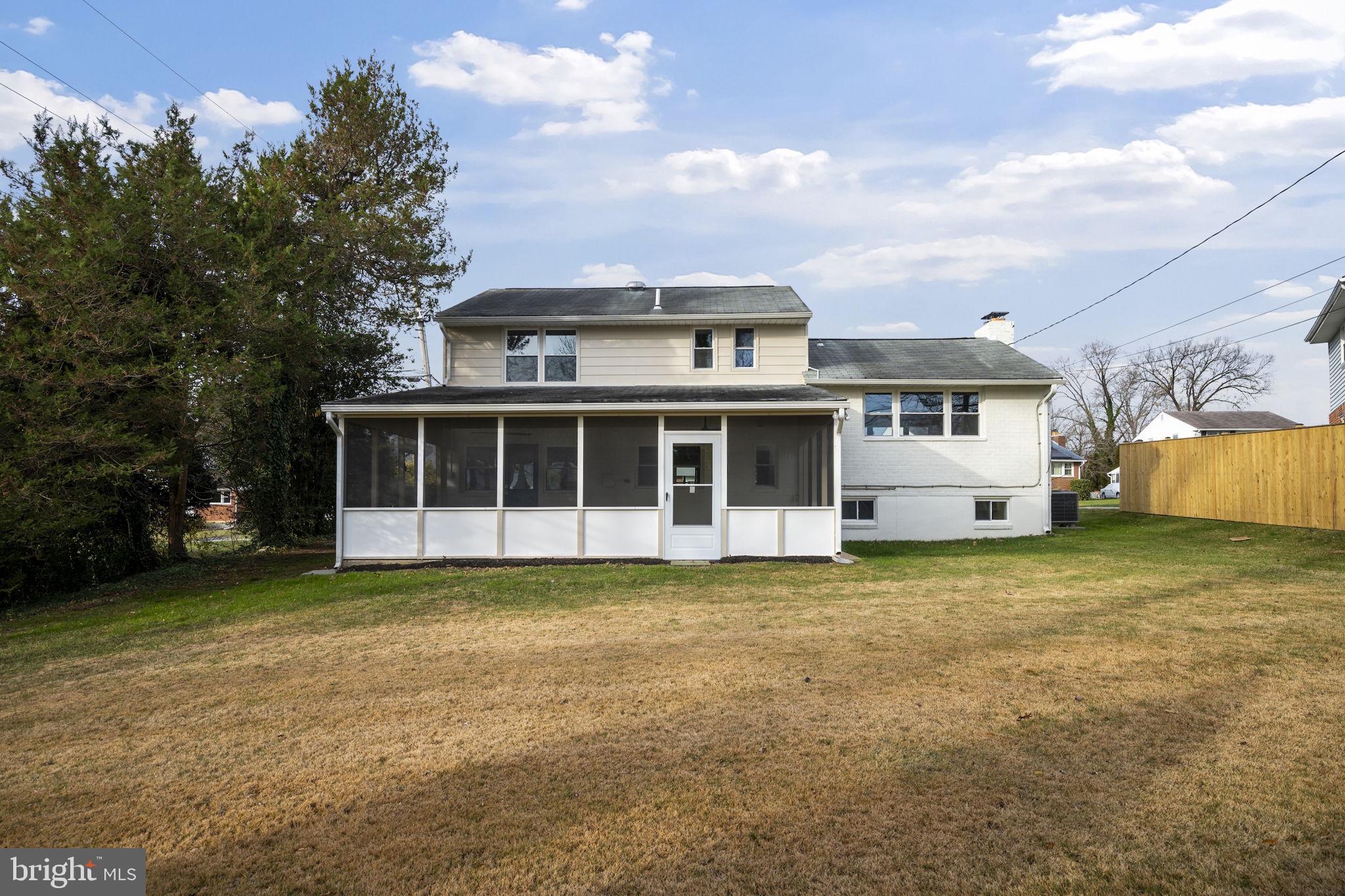 SUBURBAN GREENS - Residential