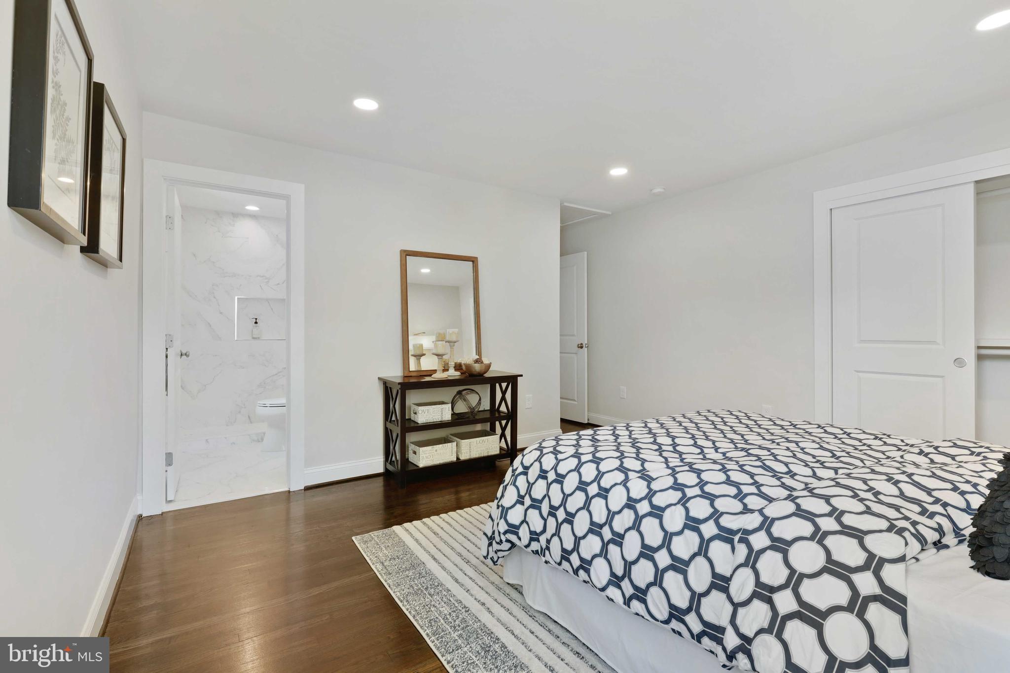 ROSEMARY HILLS - Residential