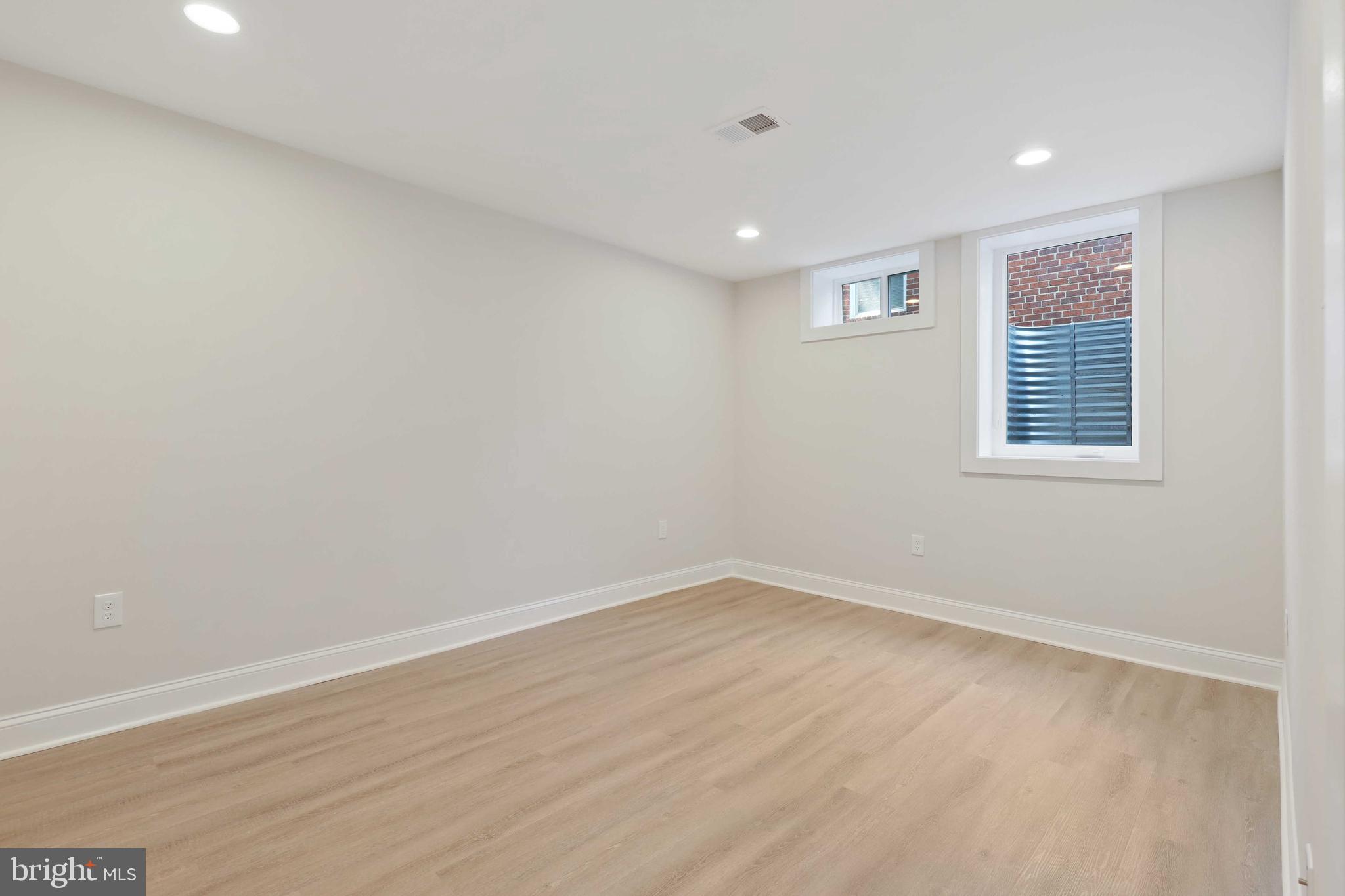 ROSEMARY HILLS - Residential