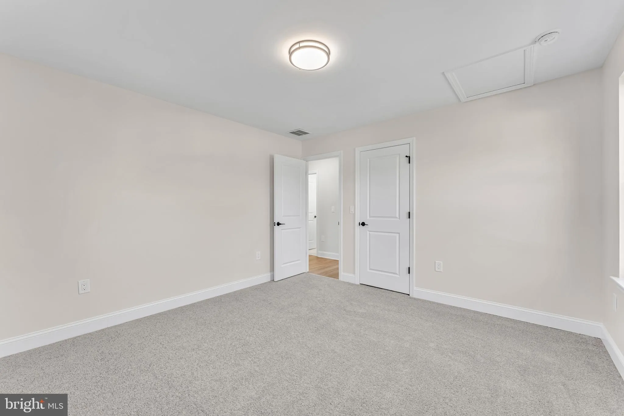 Woodbury, New Jersey 08096, United States, 4 Bedrooms Bedrooms, ,3 BathroomsBathrooms,Residential,Active,251707