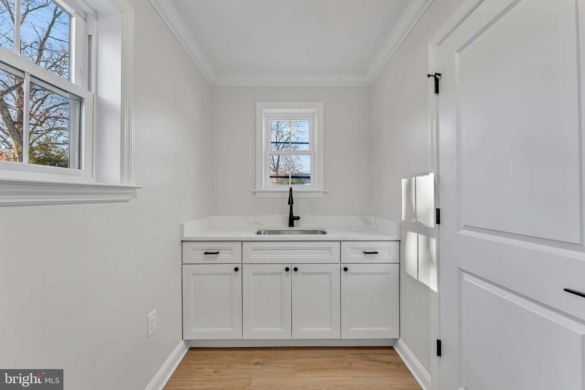 Woodbury, New Jersey 08096, United States, 4 Bedrooms Bedrooms, ,3 BathroomsBathrooms,Residential,Active,251707