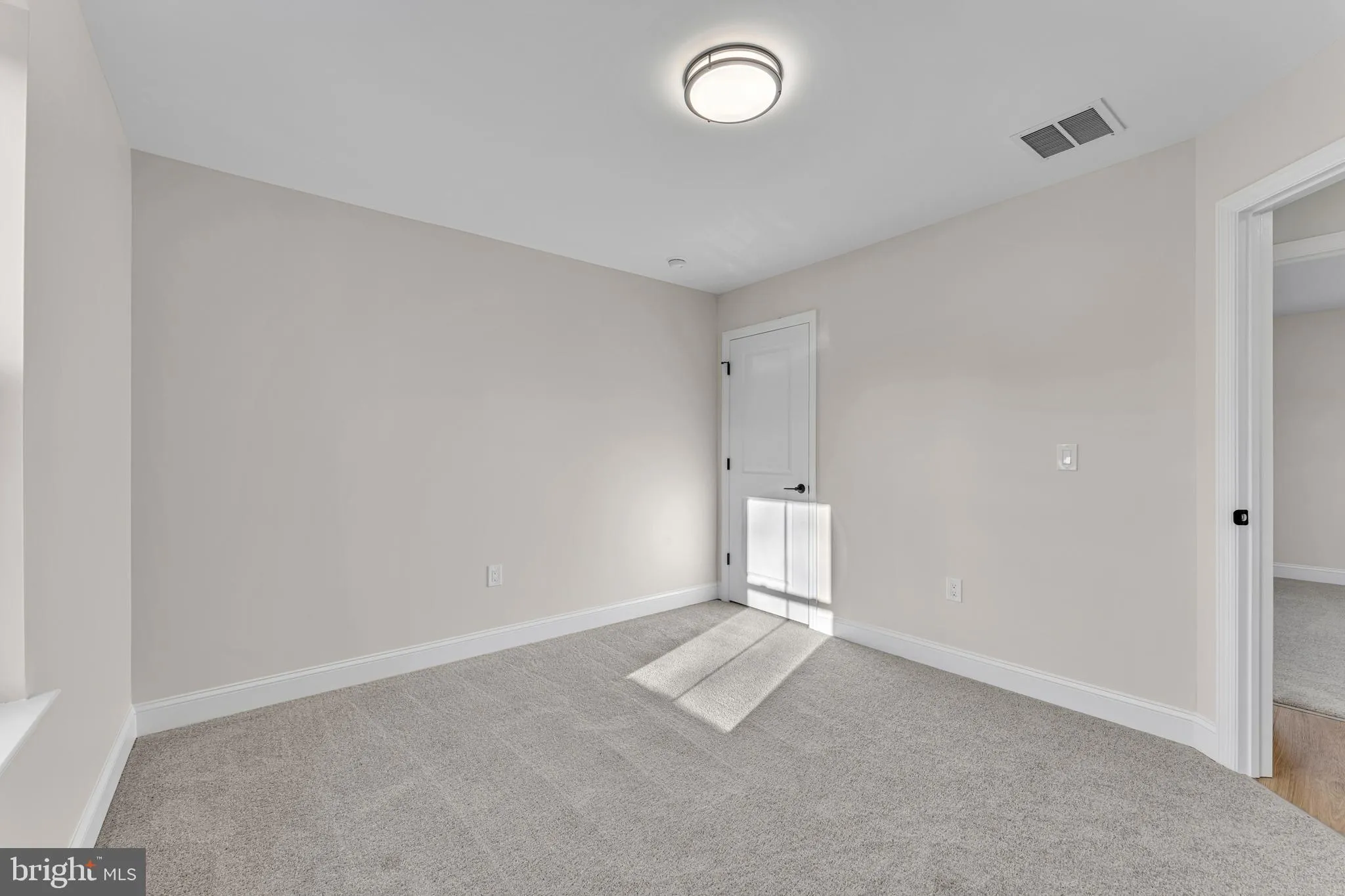 Woodbury, New Jersey 08096, United States, 4 Bedrooms Bedrooms, ,3 BathroomsBathrooms,Residential,Active,251707