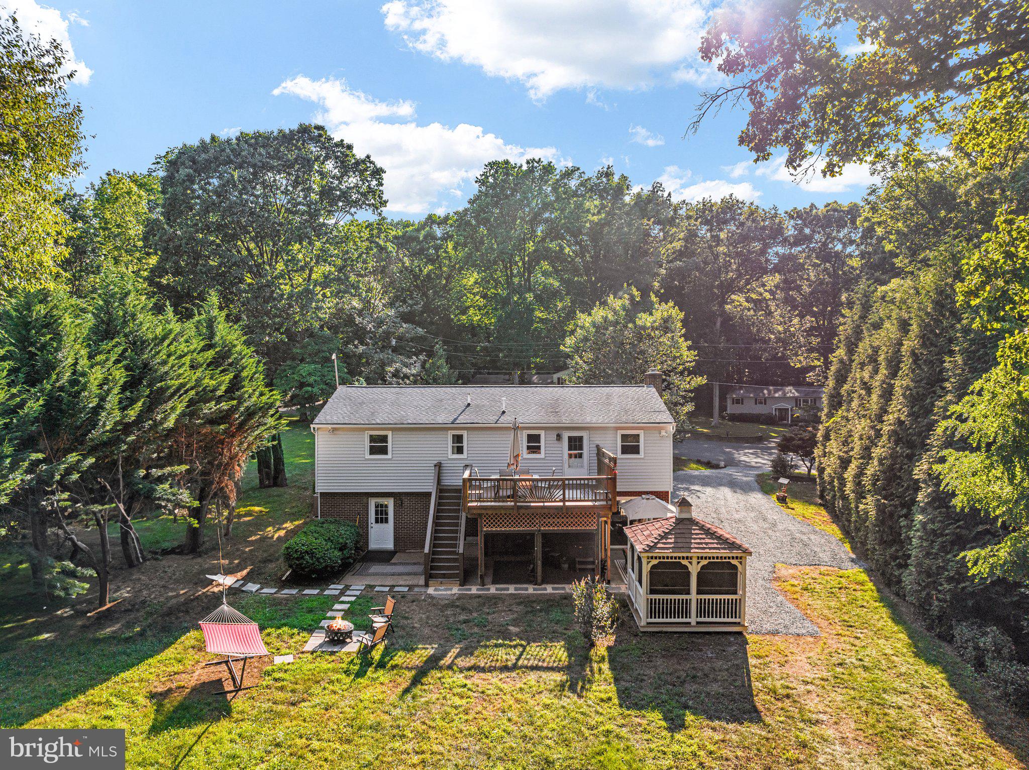 BURKE MEADOWS - Residential