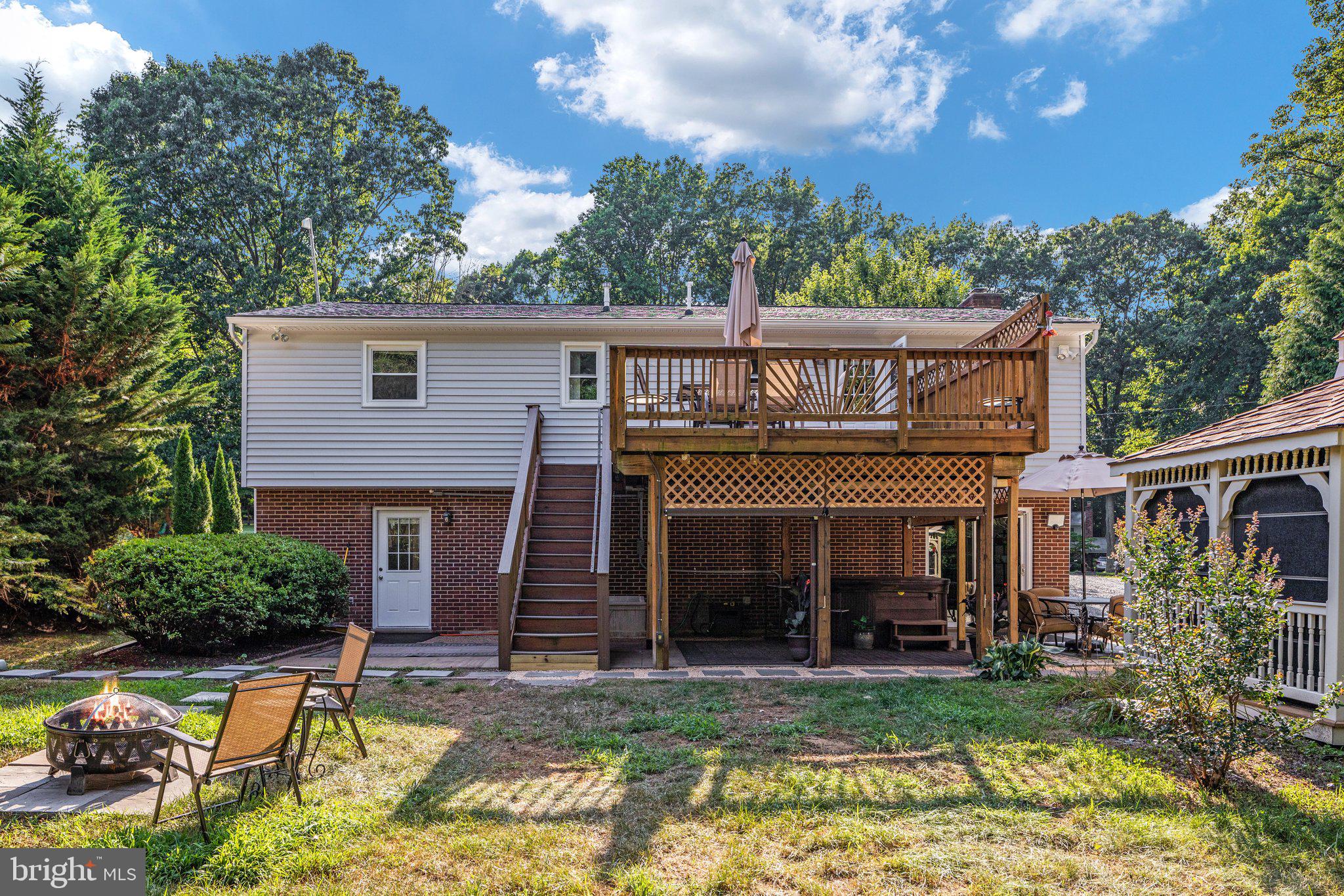 BURKE MEADOWS - Residential