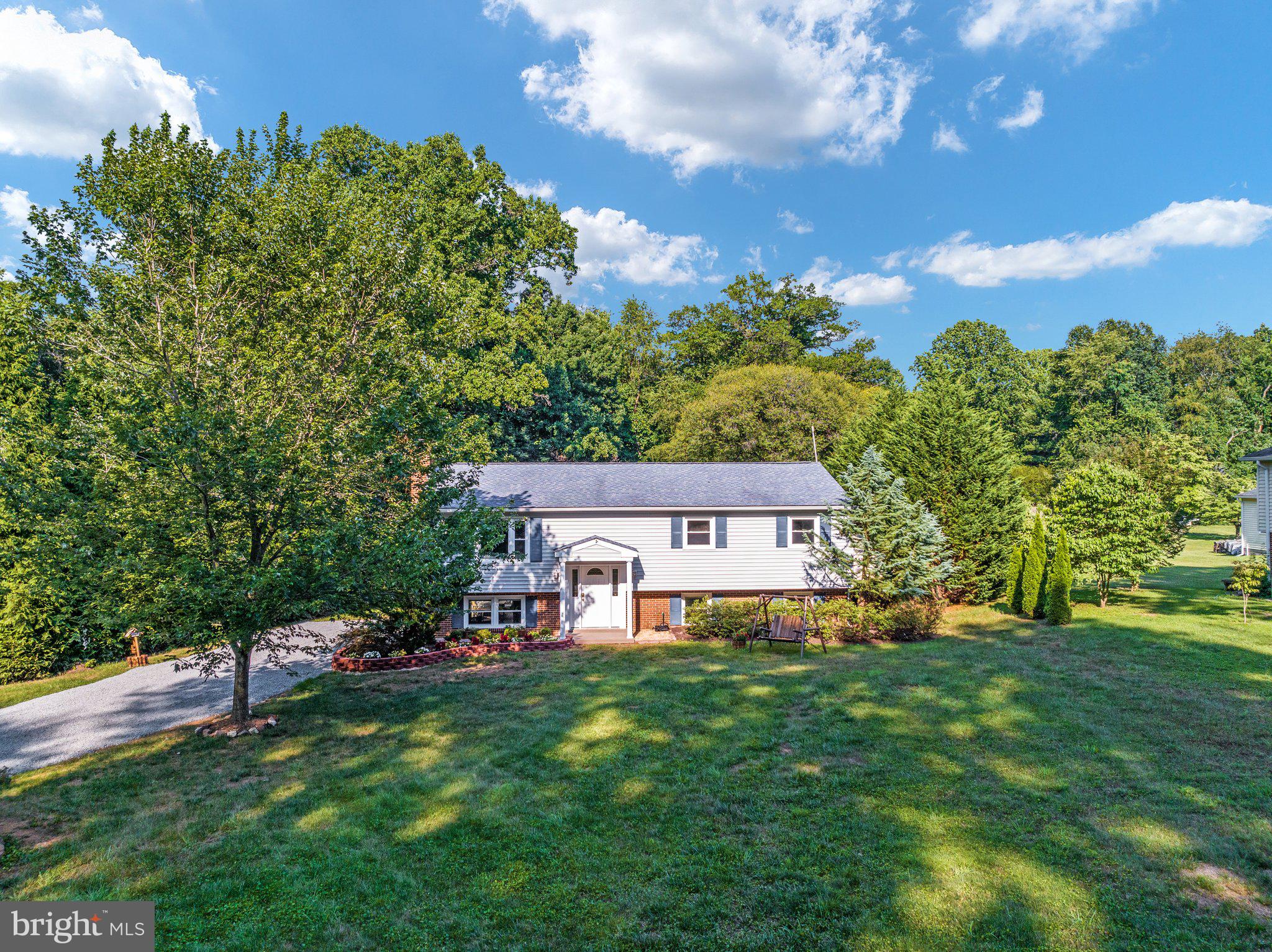 BURKE MEADOWS - Residential