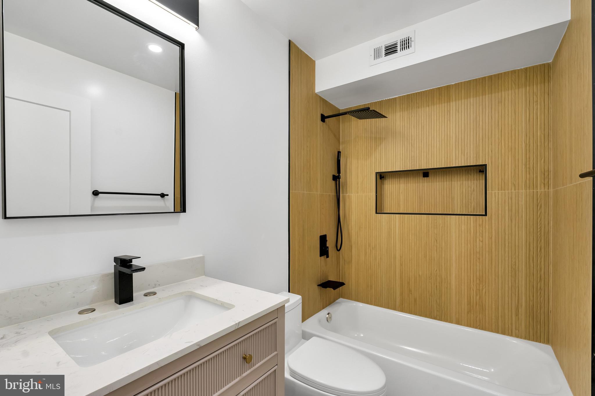 TRINIDAD - Residential Income