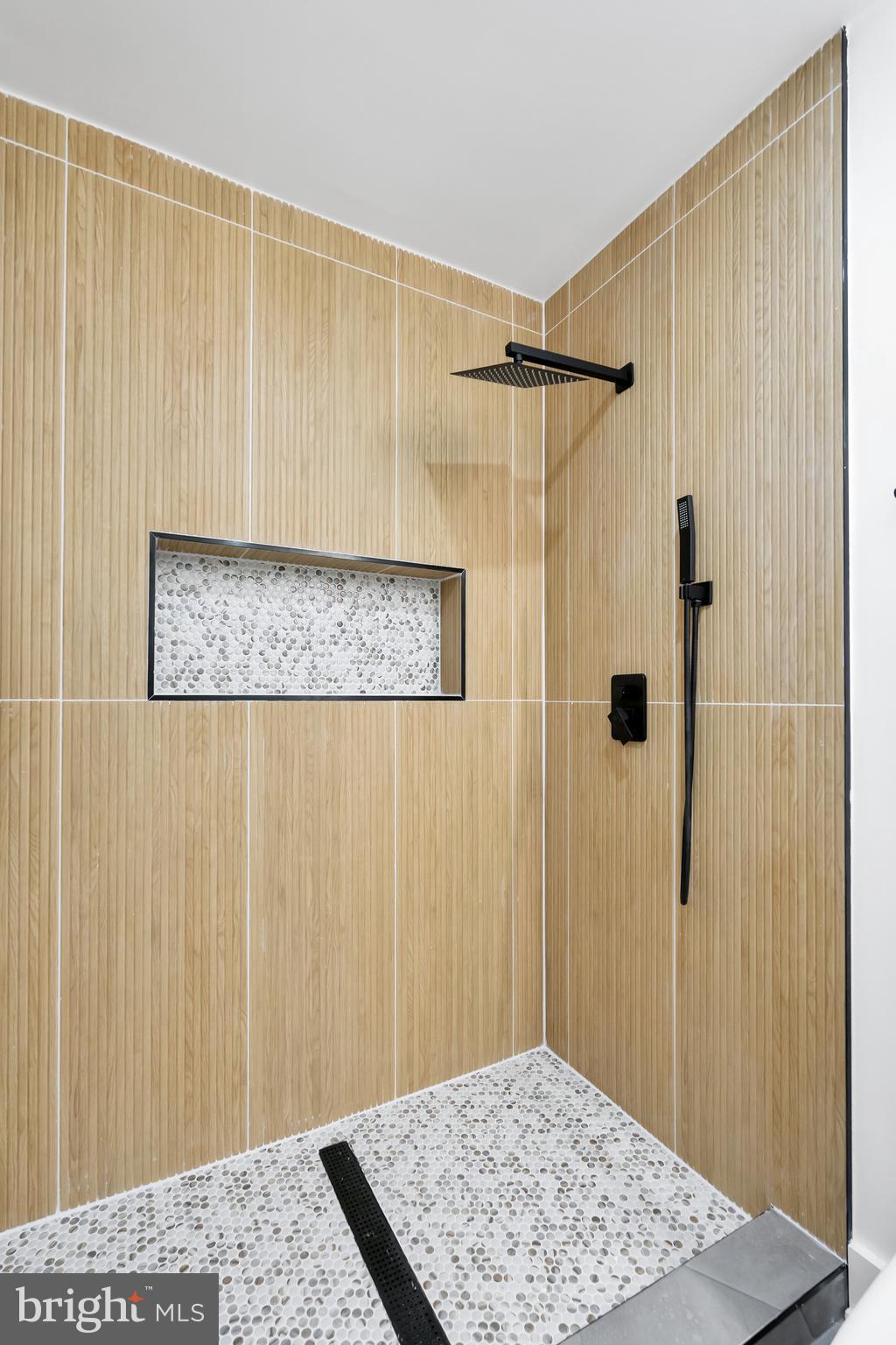 TRINIDAD - Residential Income