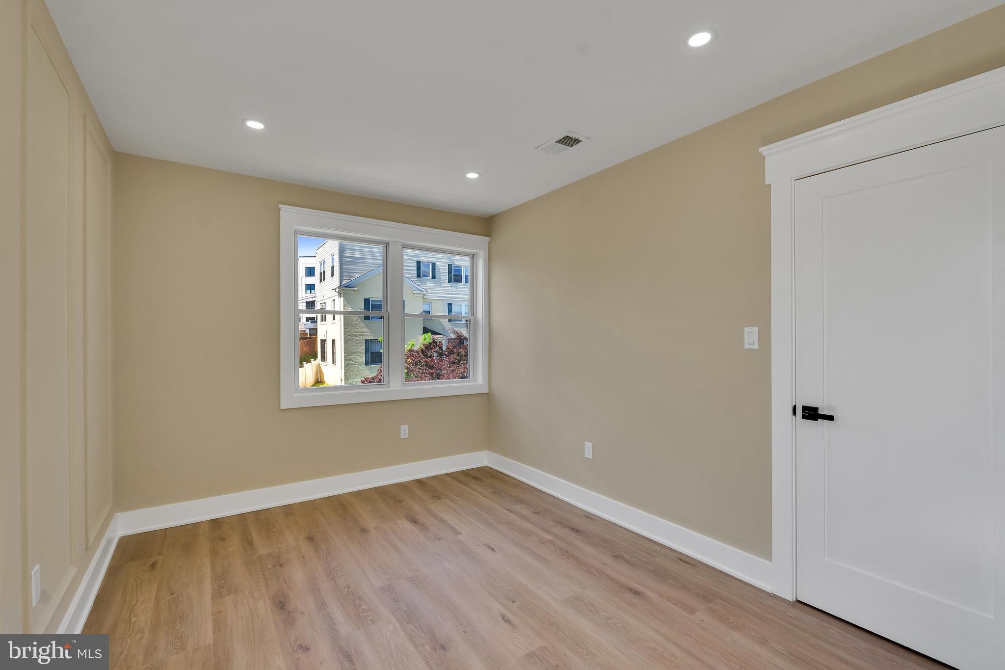 TRINIDAD - Residential Income