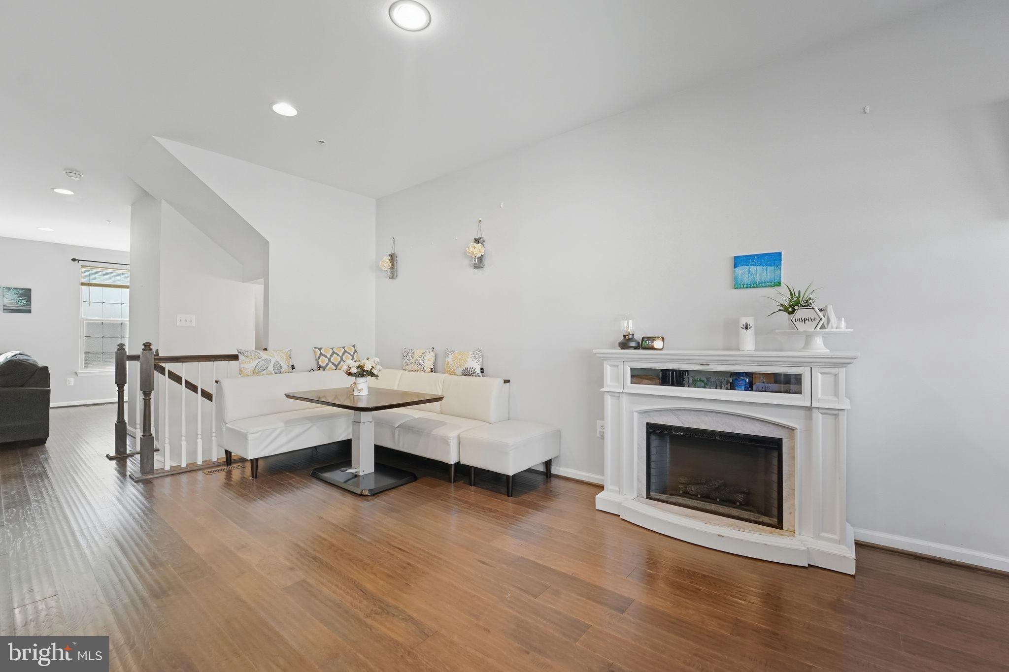 PARKSIDE - Residential