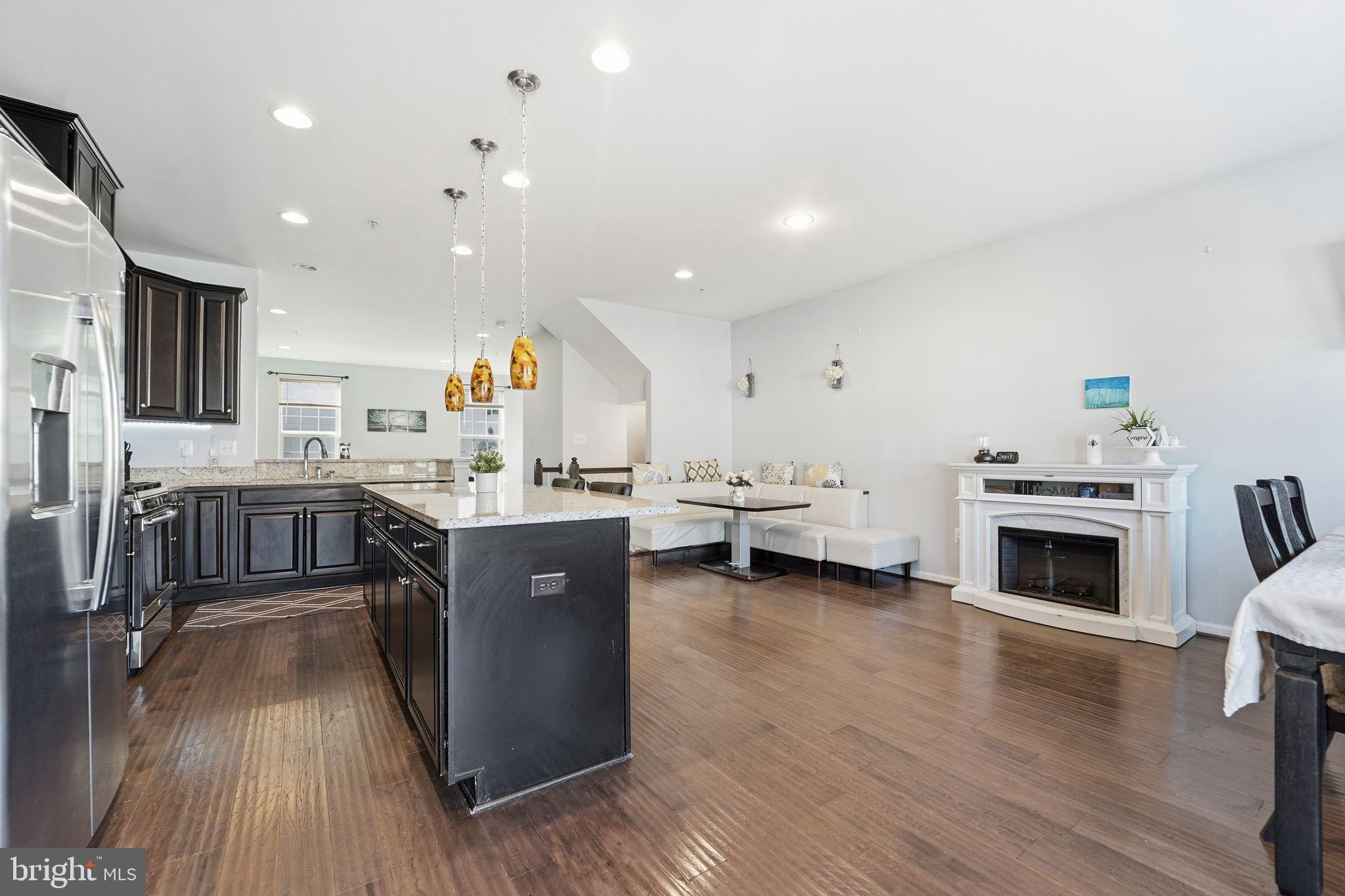 PARKSIDE - Residential