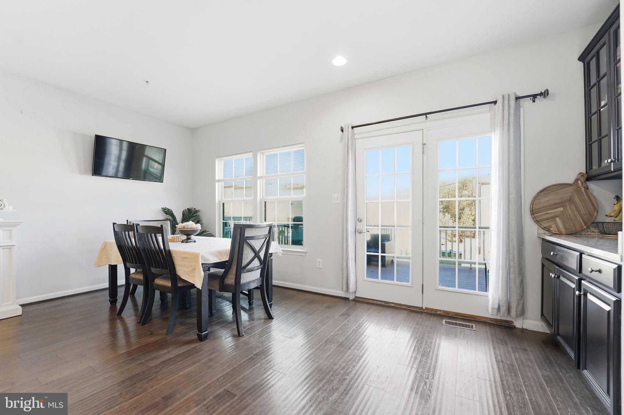 PARKSIDE - Residential