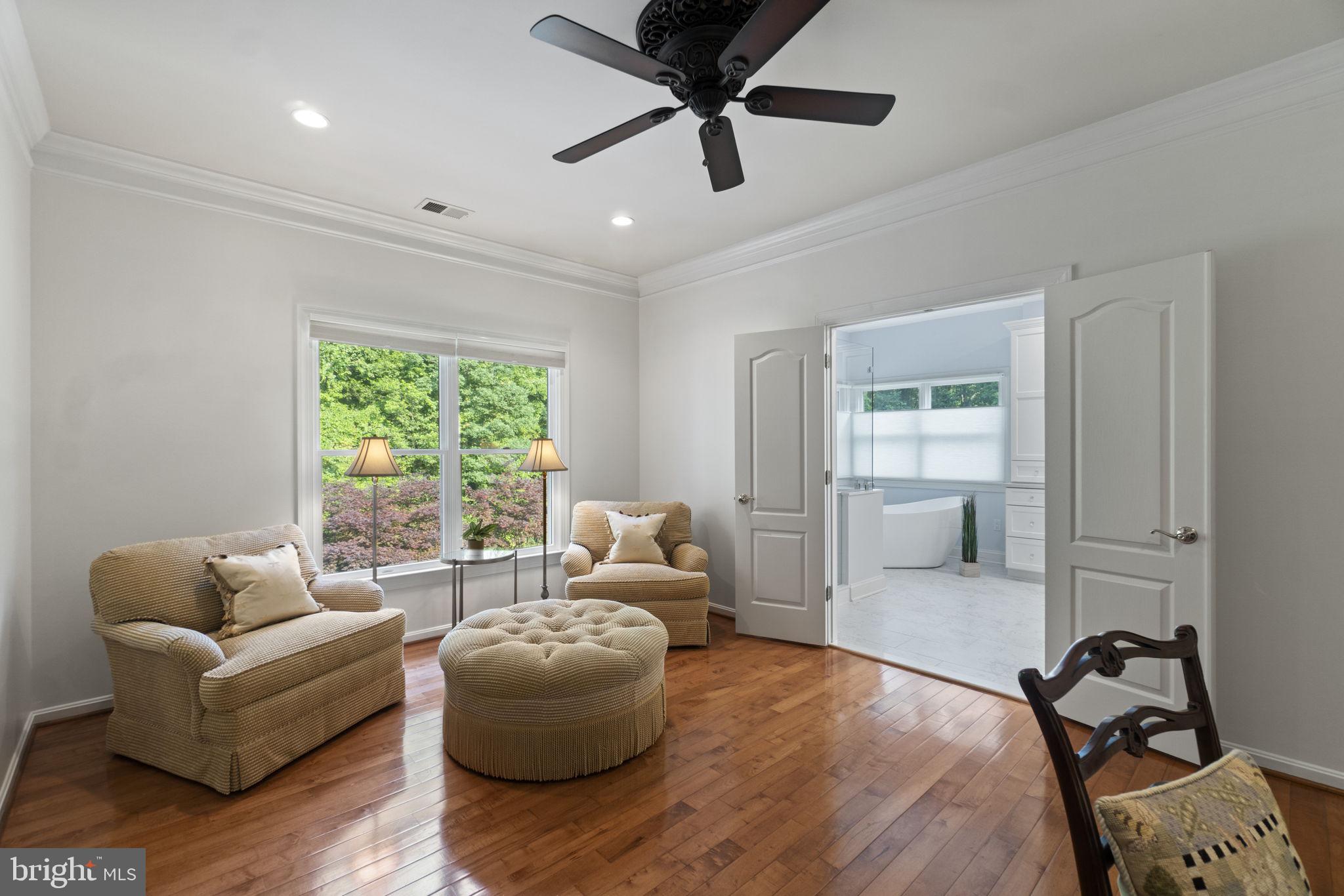 WINDSOR RIDGE - Residential