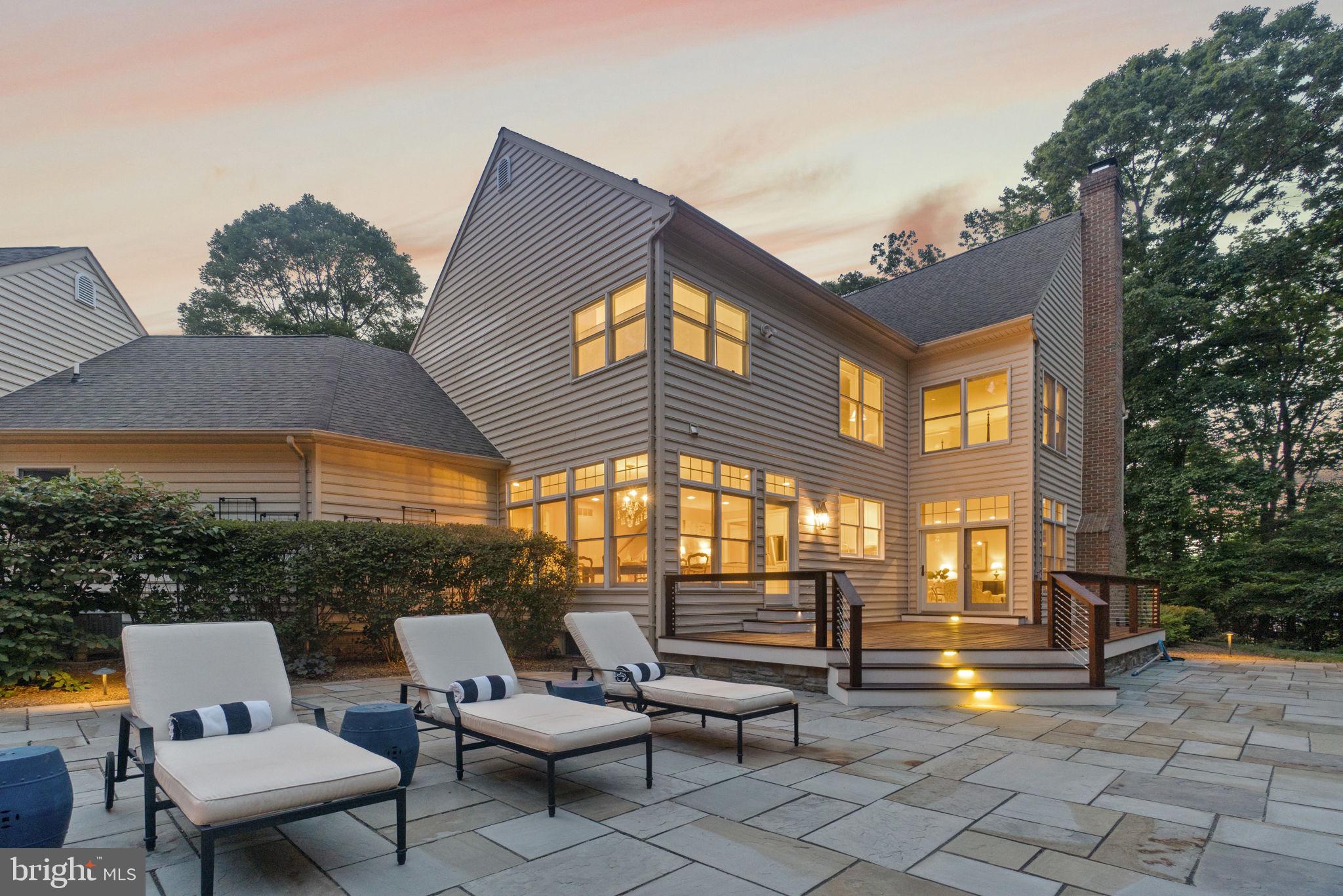 WINDSOR RIDGE - Residential