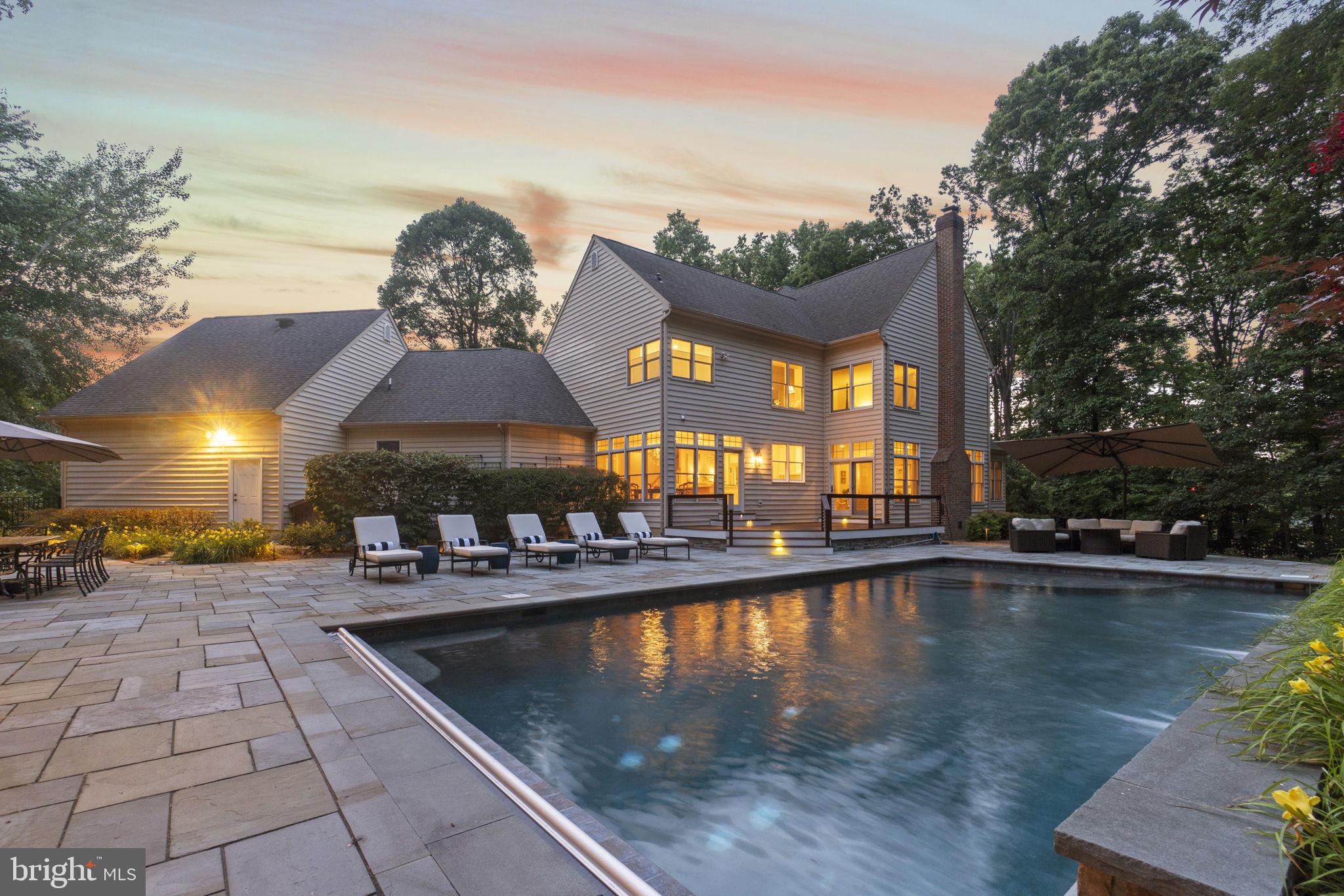 WINDSOR RIDGE - Residential