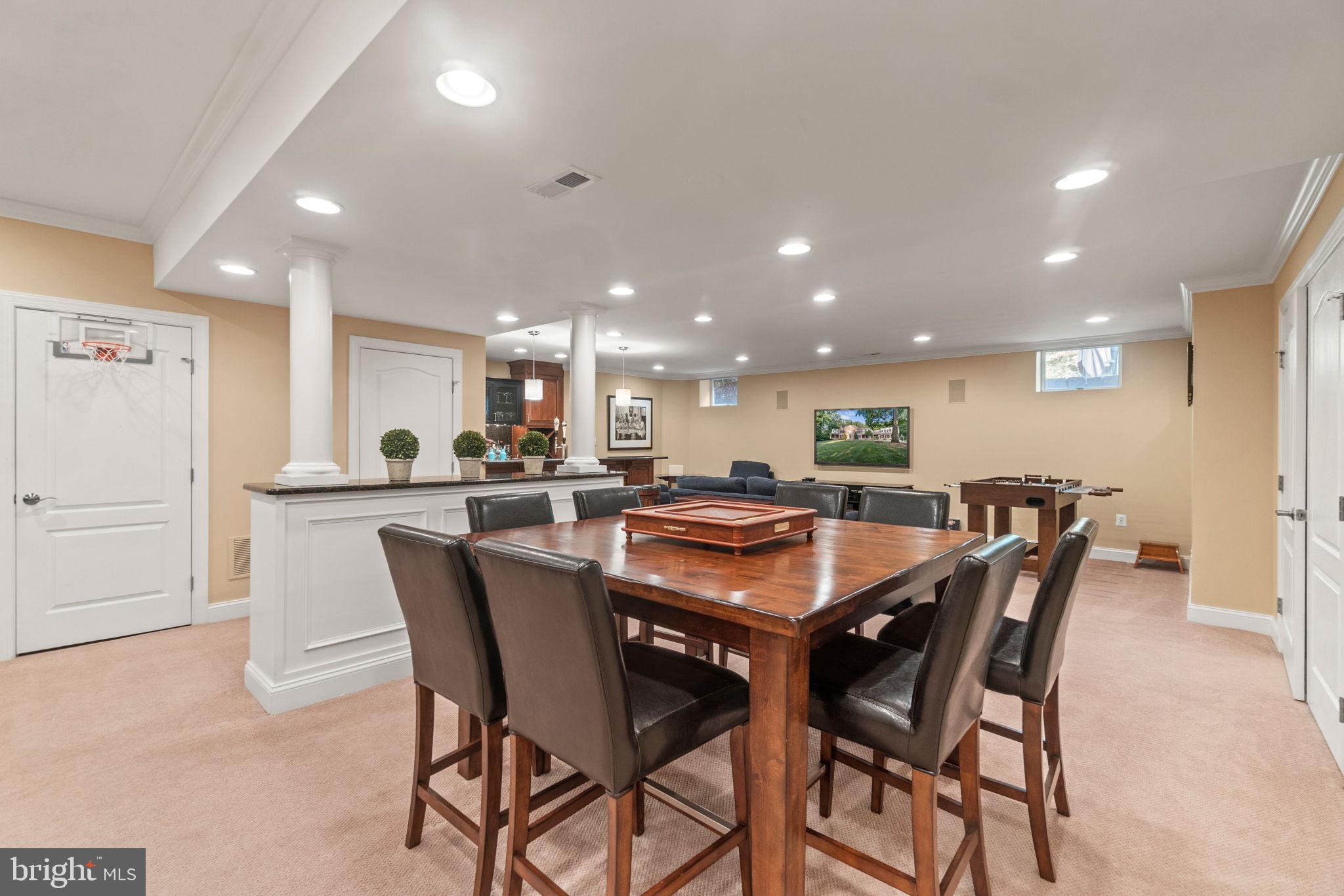 WINDSOR RIDGE - Residential