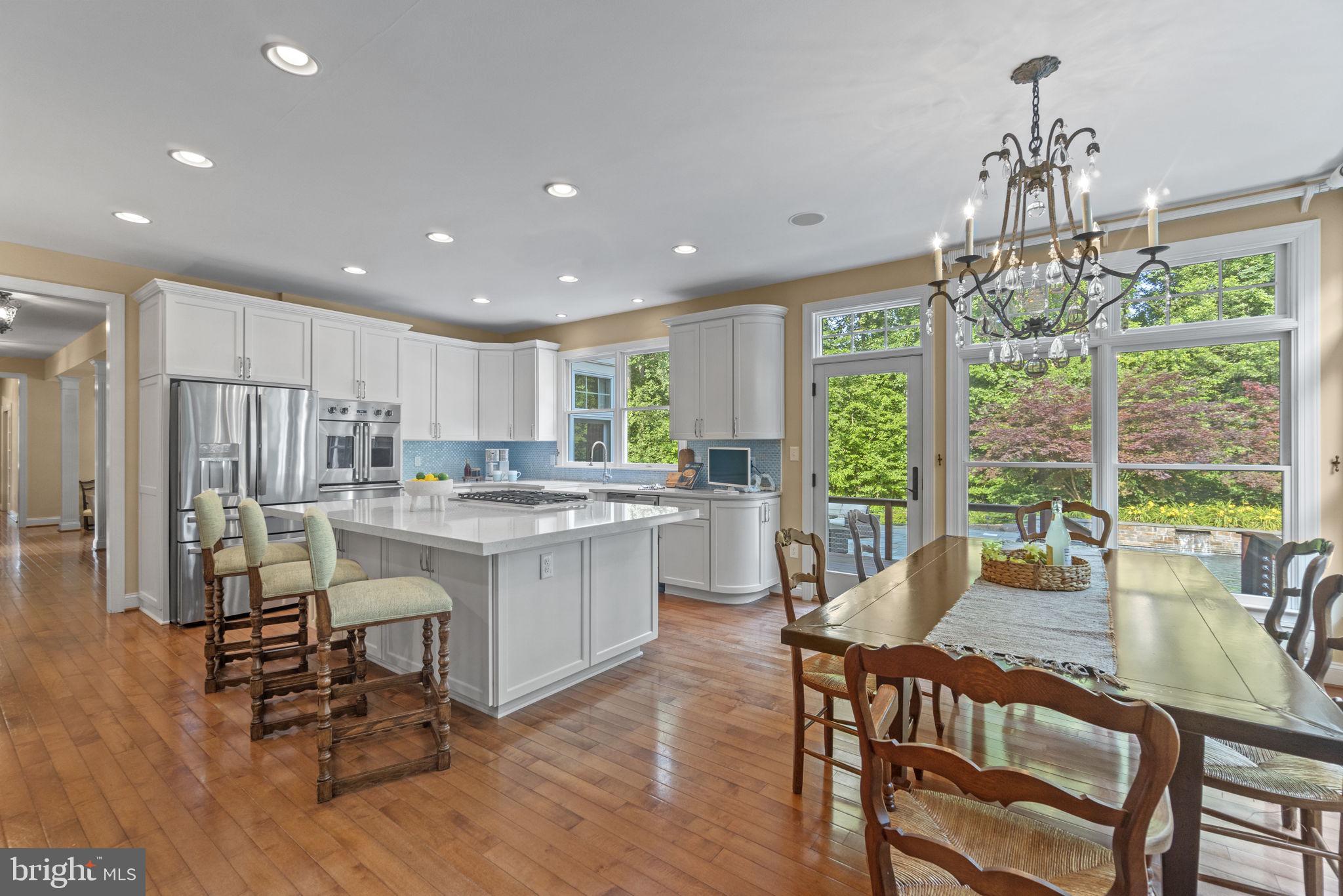 WINDSOR RIDGE - Residential