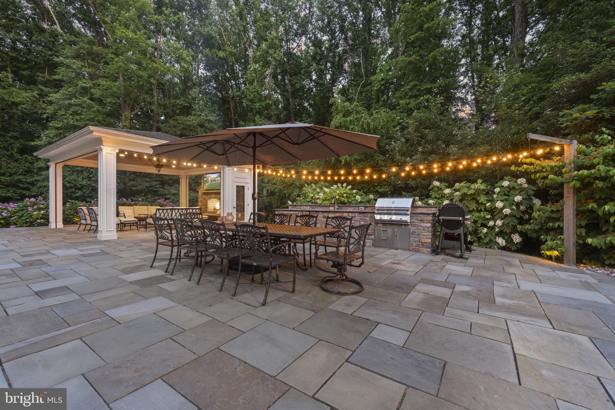 WINDSOR RIDGE - Residential