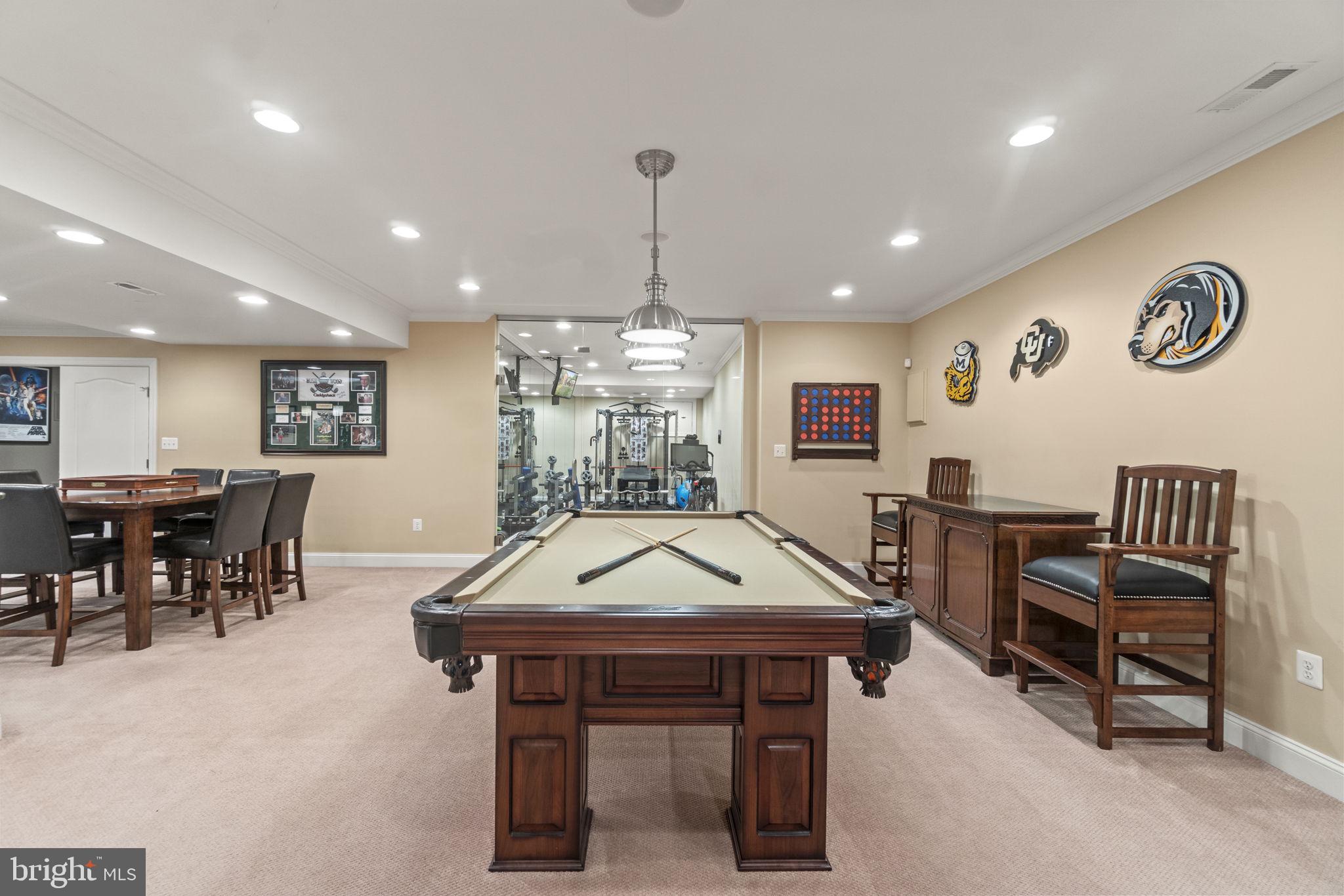 WINDSOR RIDGE - Residential